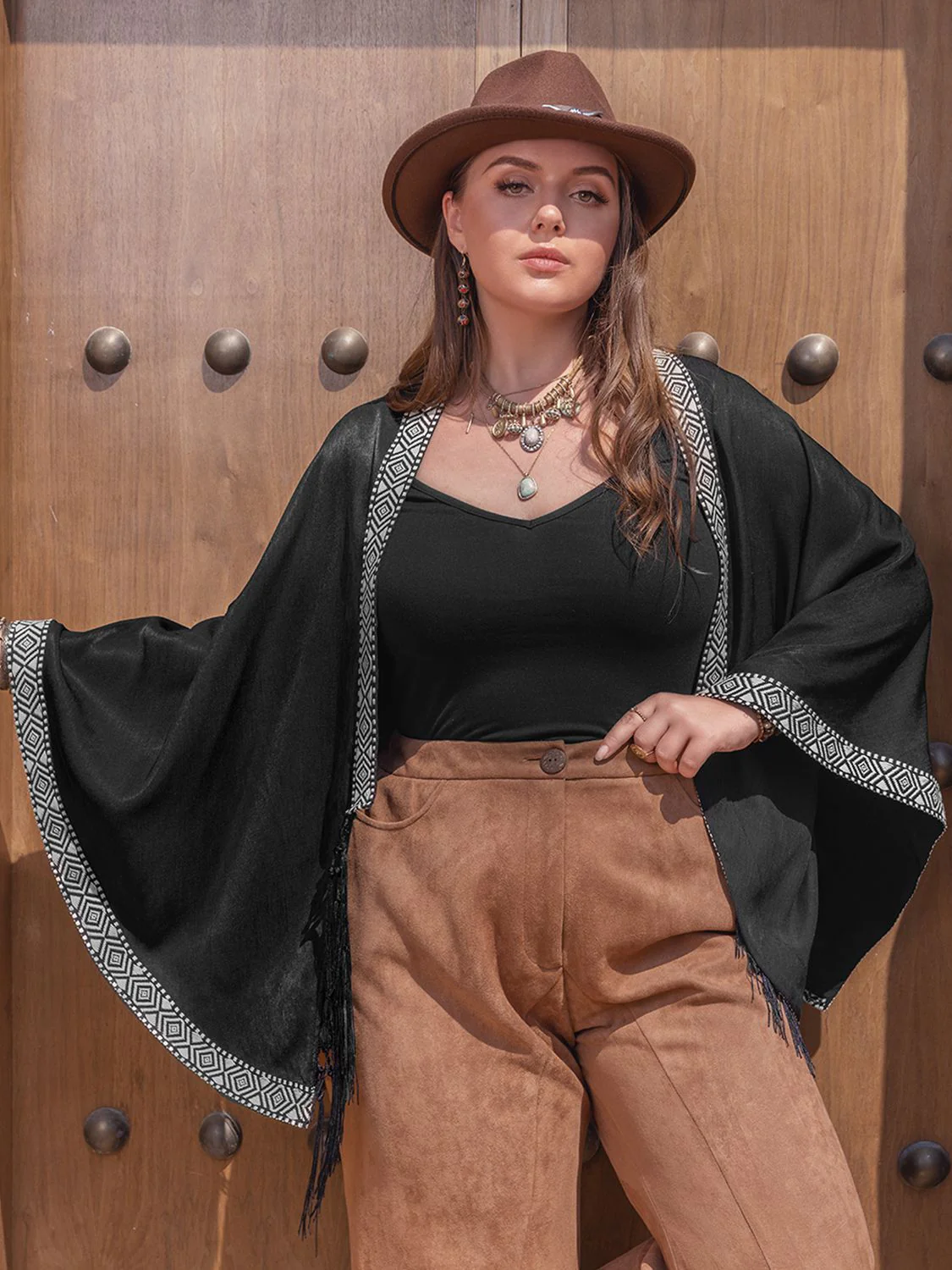 Plus Size Geometric Open Front Fringe Hem Cardigan - Image 3