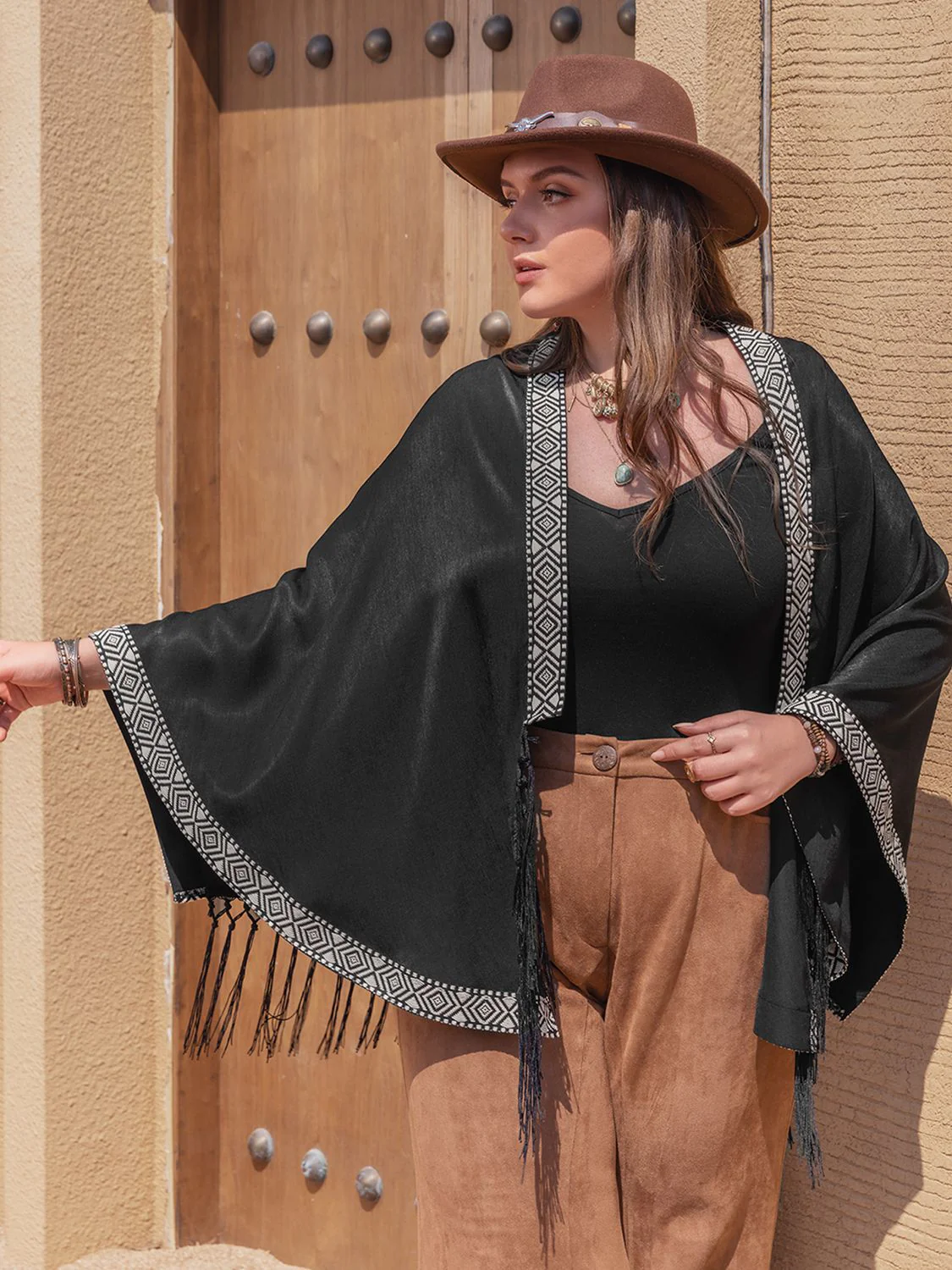 Plus Size Geometric Open Front Fringe Hem Cardigan - Image 5