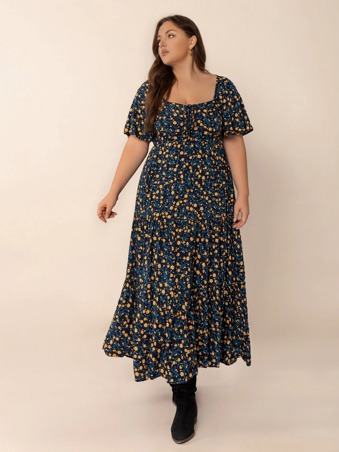 Plus Size Printed Short Sleeve Slit Tiered Maxi Dress - Image 2