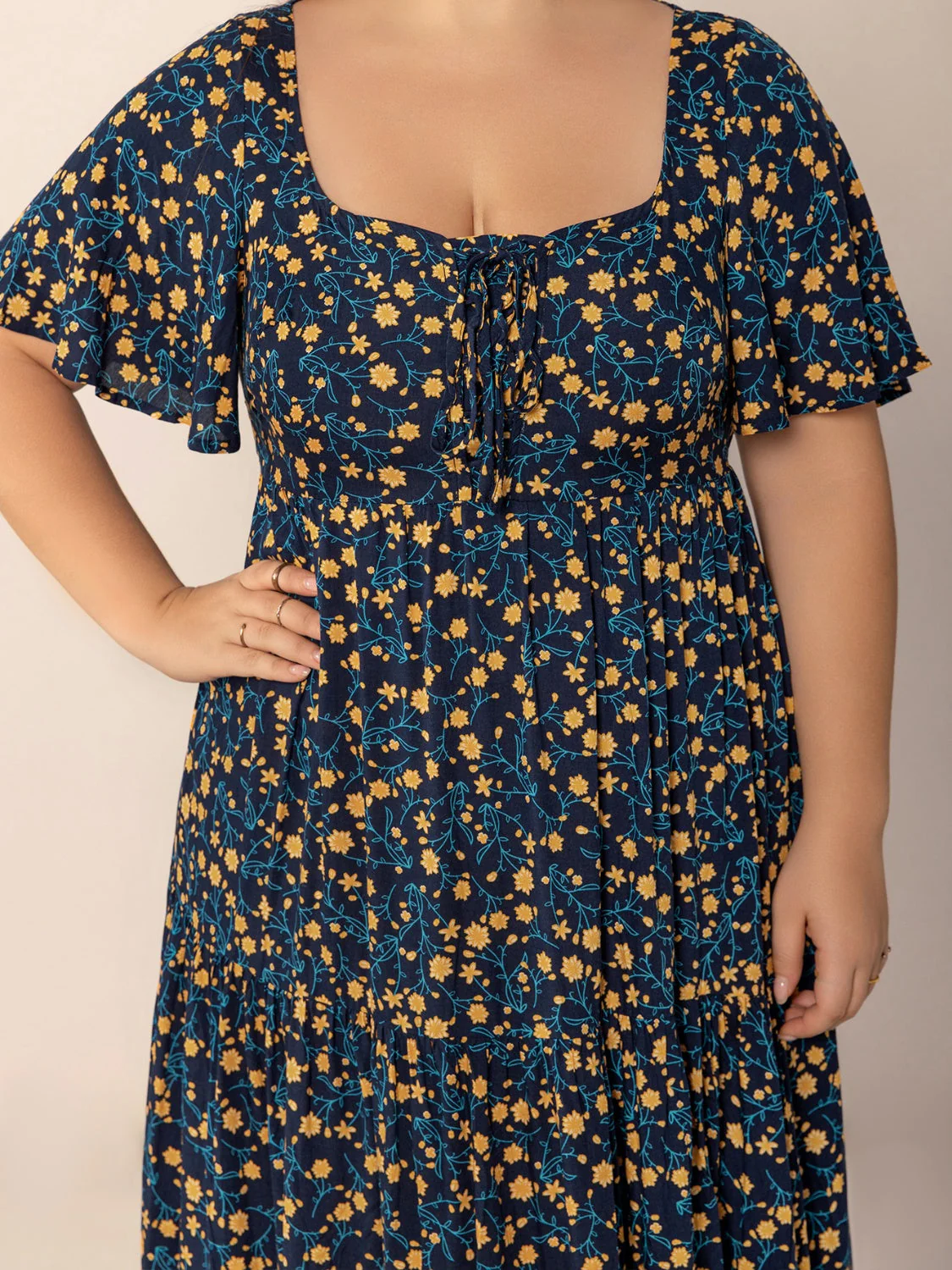 Plus Size Printed Short Sleeve Slit Tiered Maxi Dress - Image 4