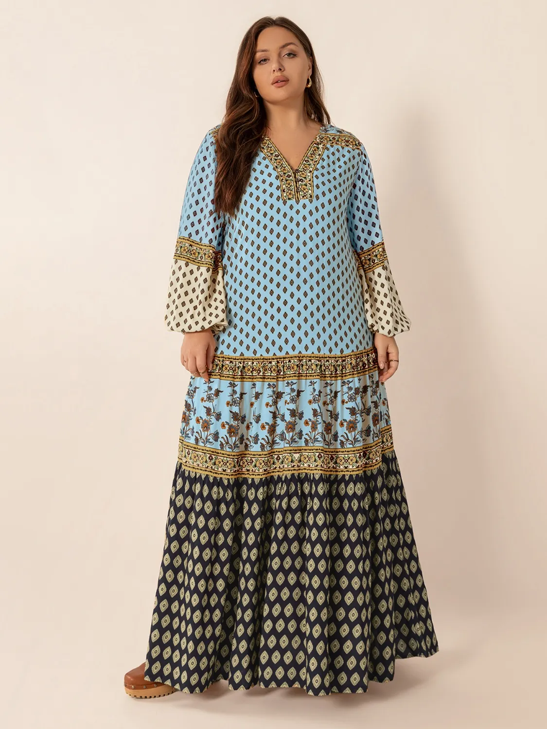 Plus Size Printed V-Neck Balloon Sleeve Maxi Dress - Image 2