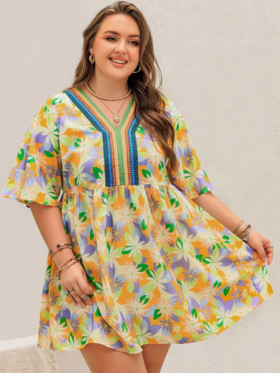 Plus Size Printed V-Neck Half Sleeve Mini Dress - Image 4