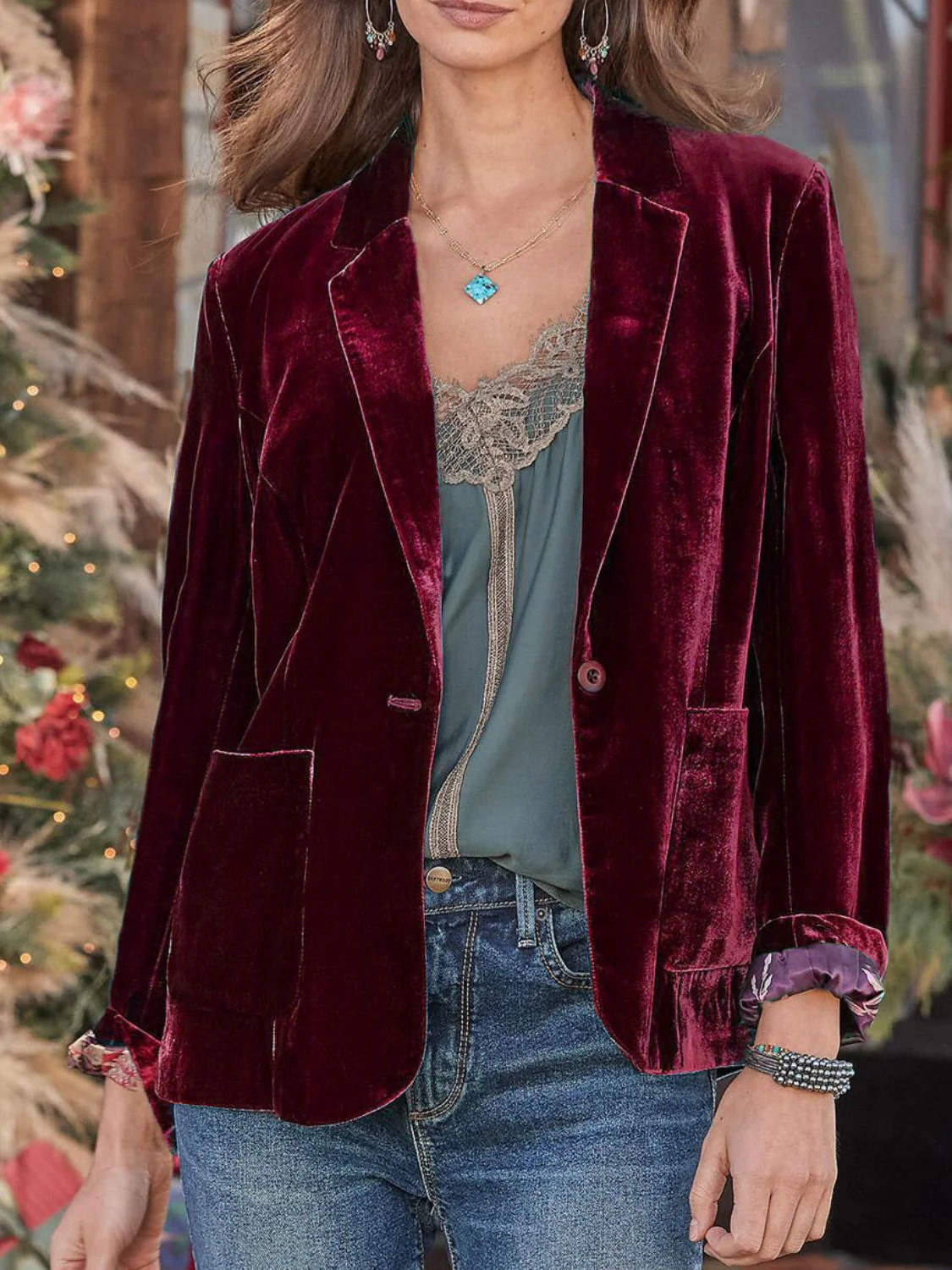 Pocketed Button Up Lapel Collar Blazer - Image 10