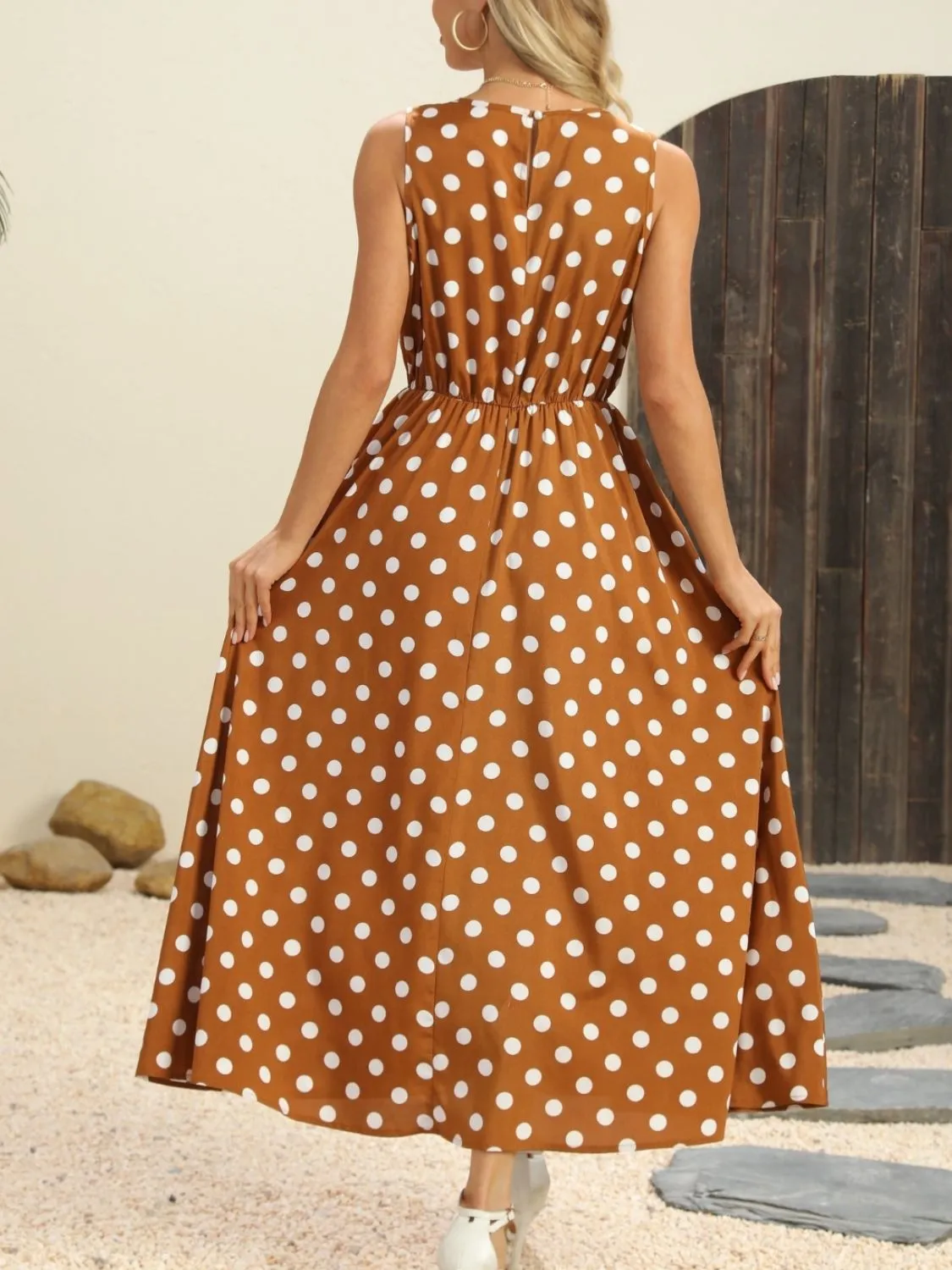 Polka Dot Round Neck Sleeveless Midi Dress - Image 7