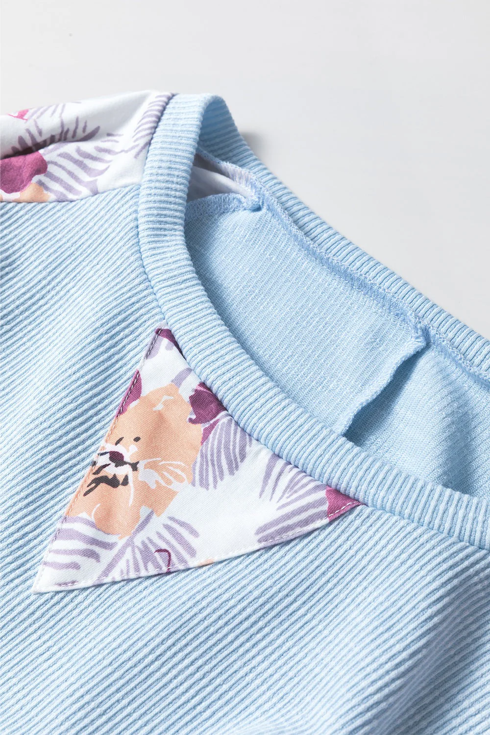 Printed Round Neck Balloon Sleeve Sweatshirt - Image 17
