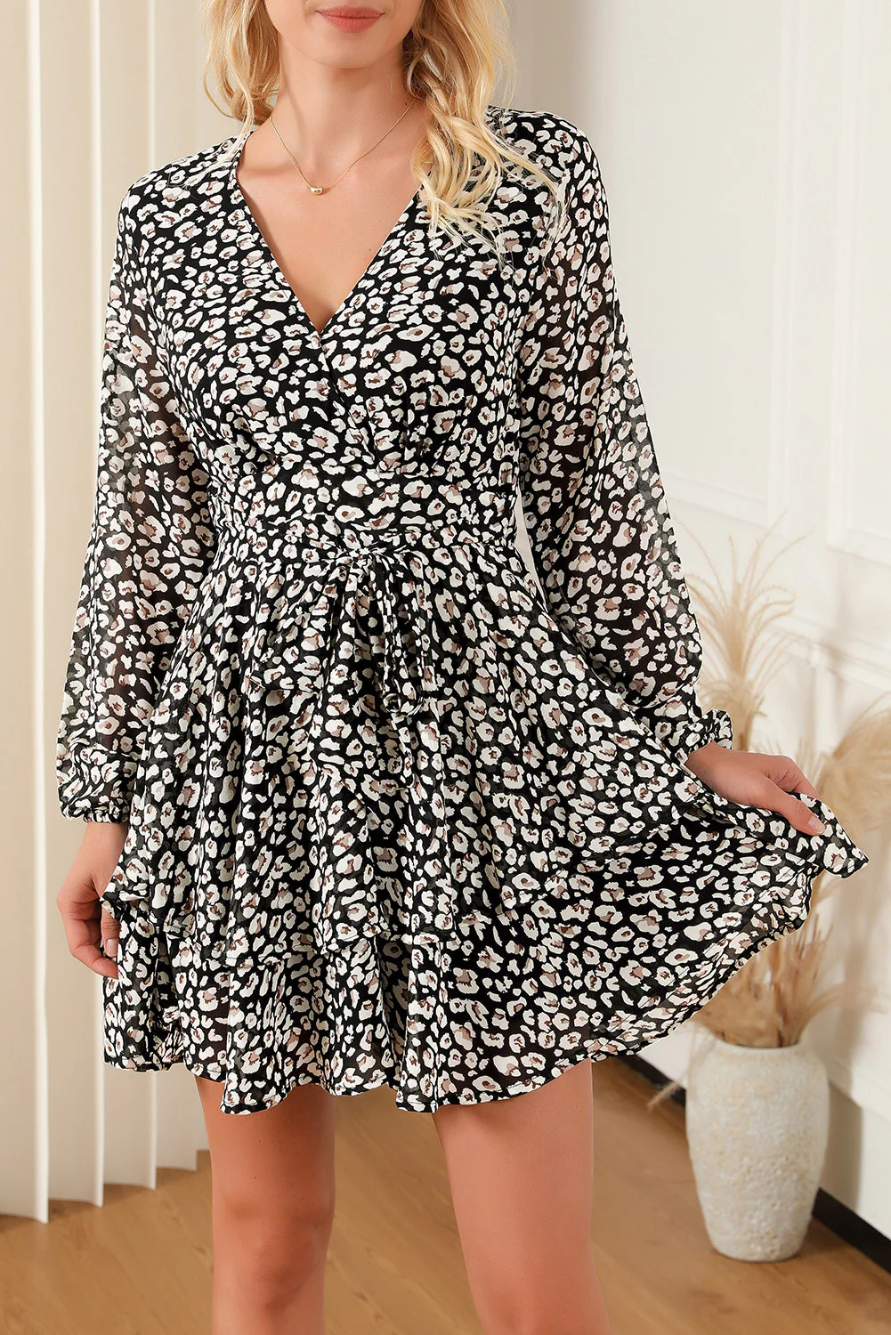 Printed Surplice Balloon Sleeve Mini Dress - Image 10