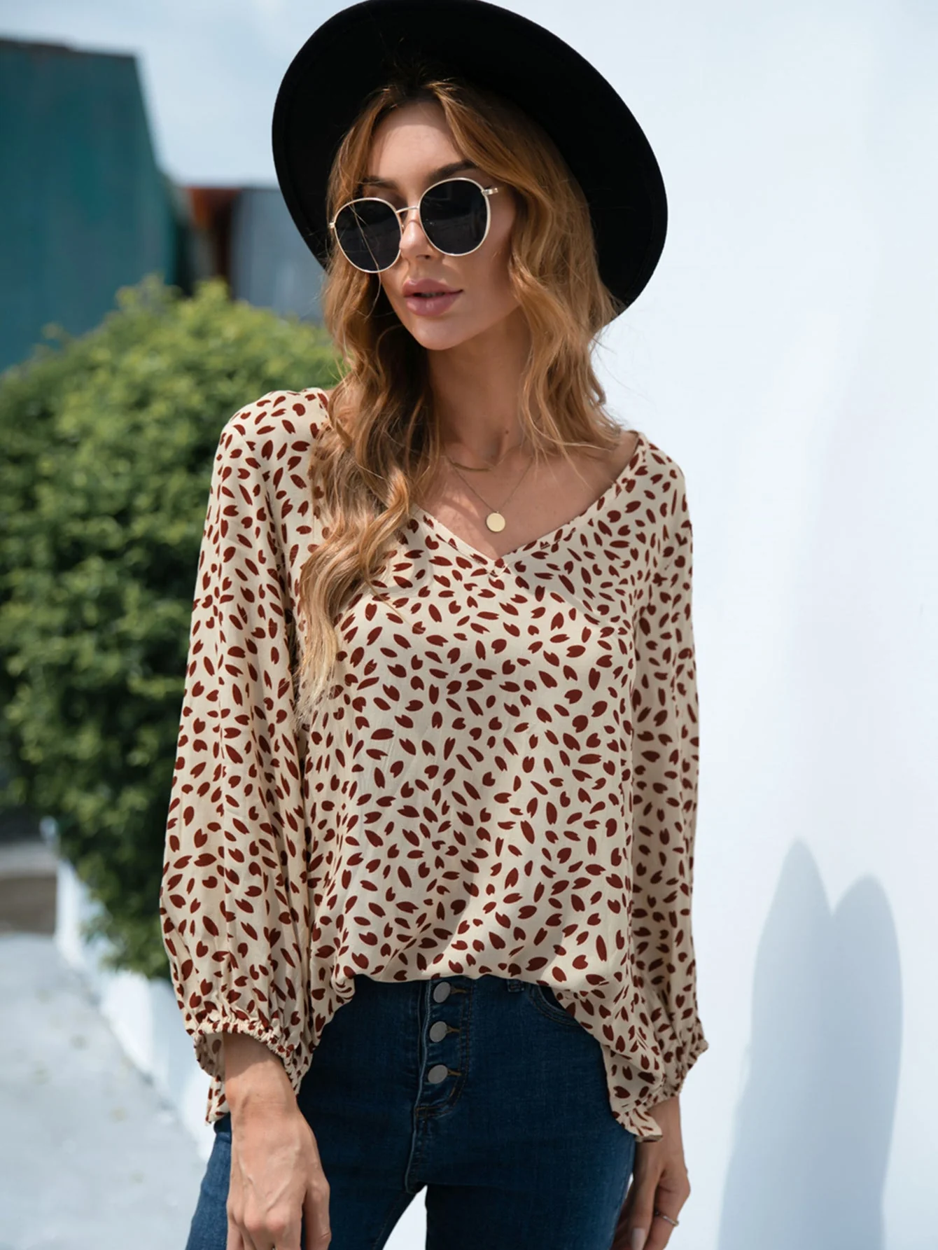Printed V-Neck Balloon Sleeve Blouse - Image 5