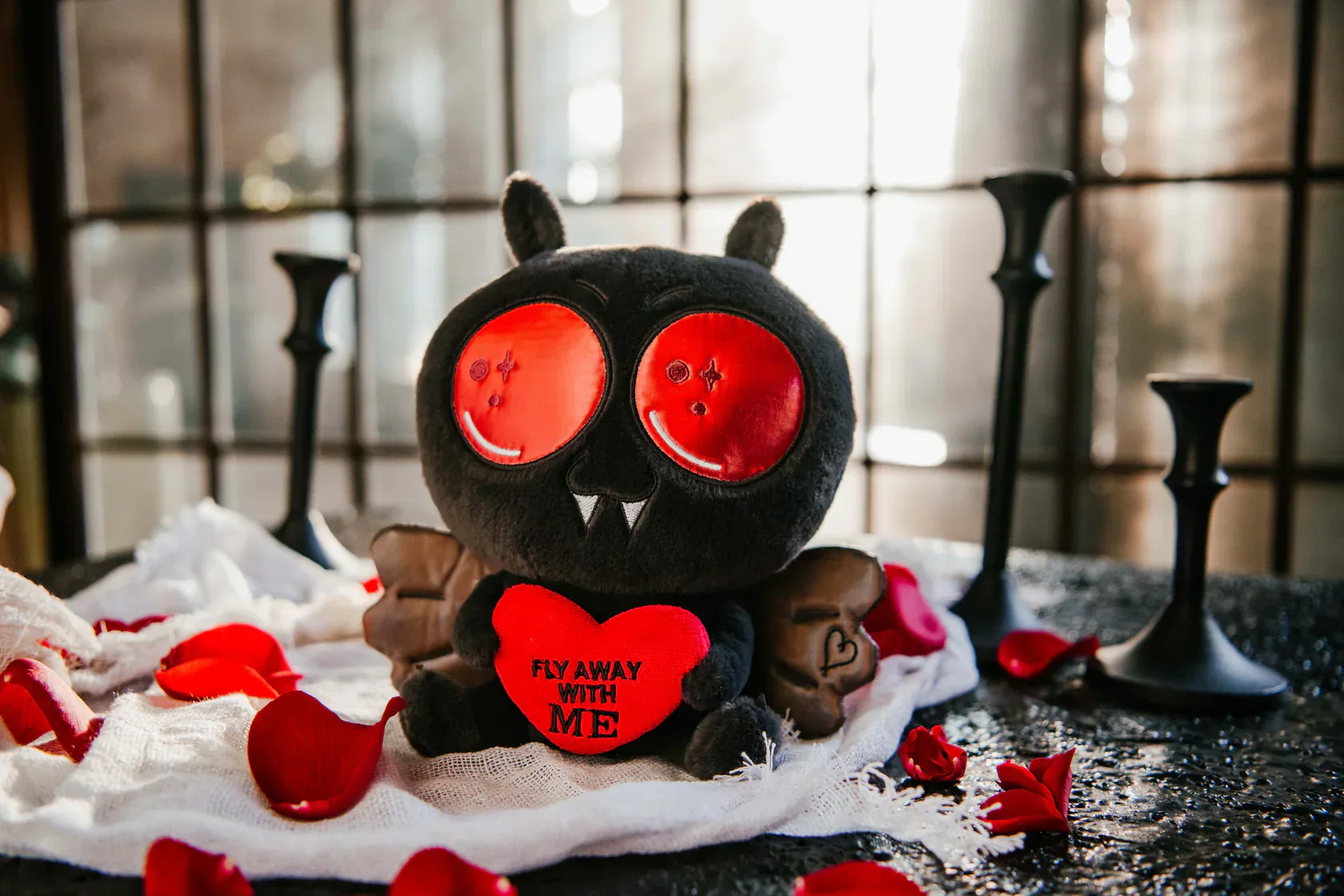 Punchkins Mothman Plush Fly Away With Me - Image 2