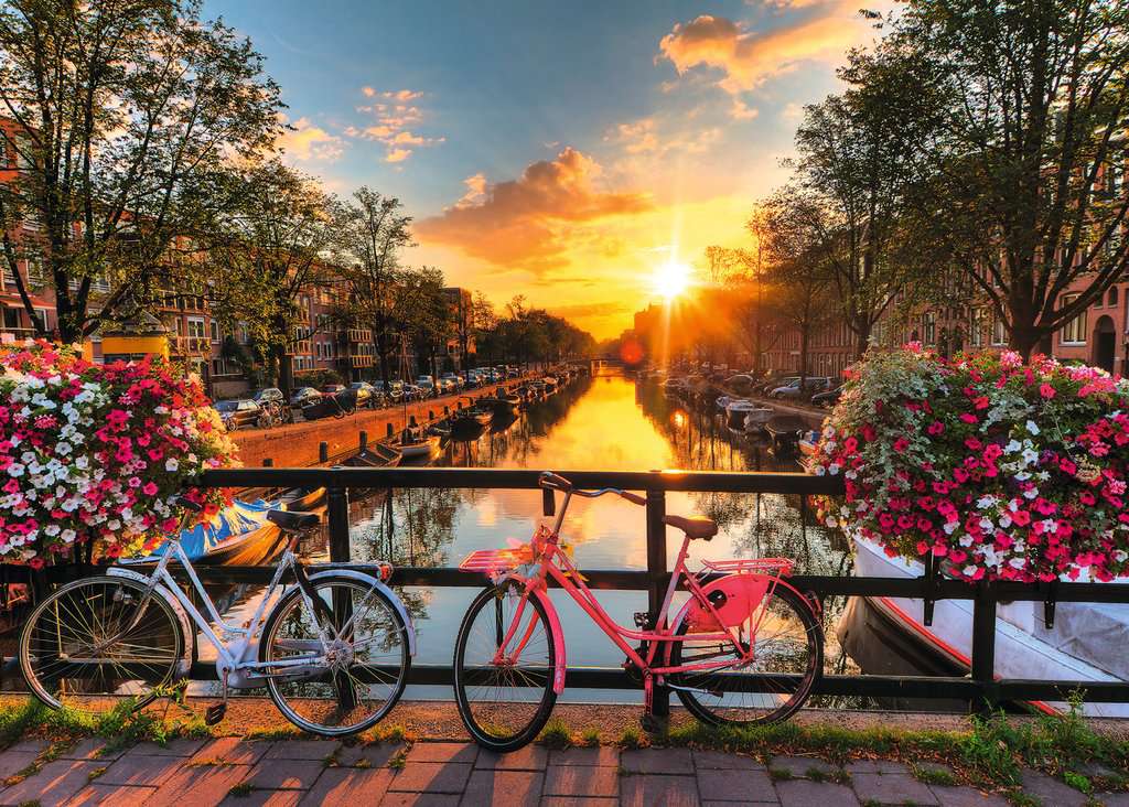 Puzzle: Bicycles in Amsterdam - Image 2