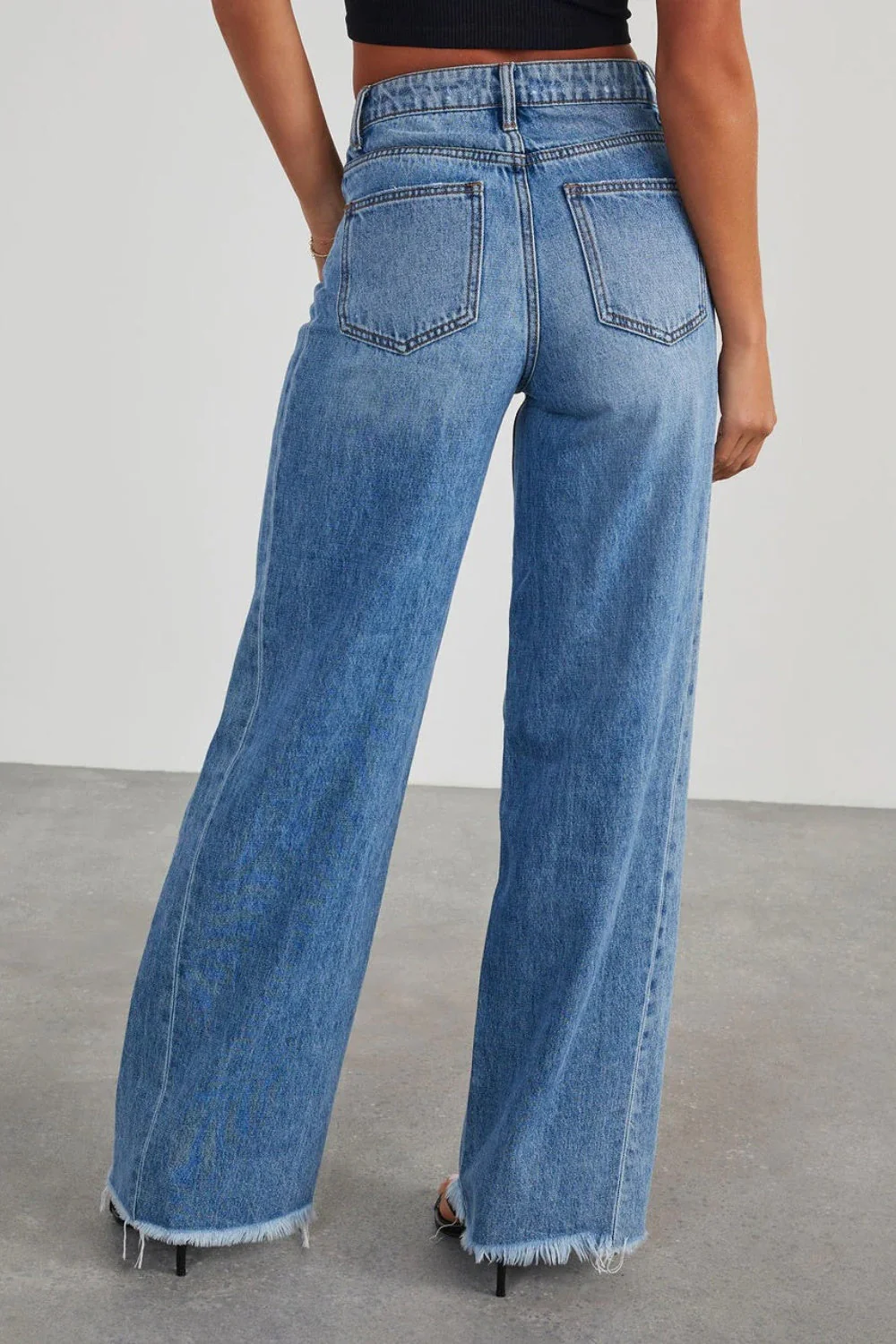 Raw Hem Wide Leg Jeans with Pockets - Image 2