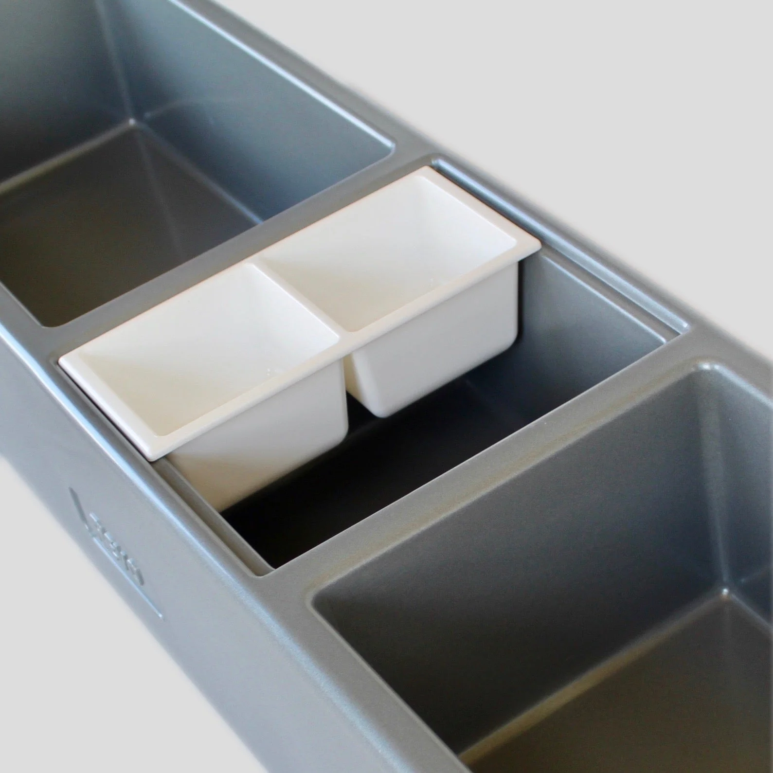 REVO Party Barge Cooler | Metallic Gray | Insulated Beverage Tub by REVO COOLERS, LLC - Image 8
