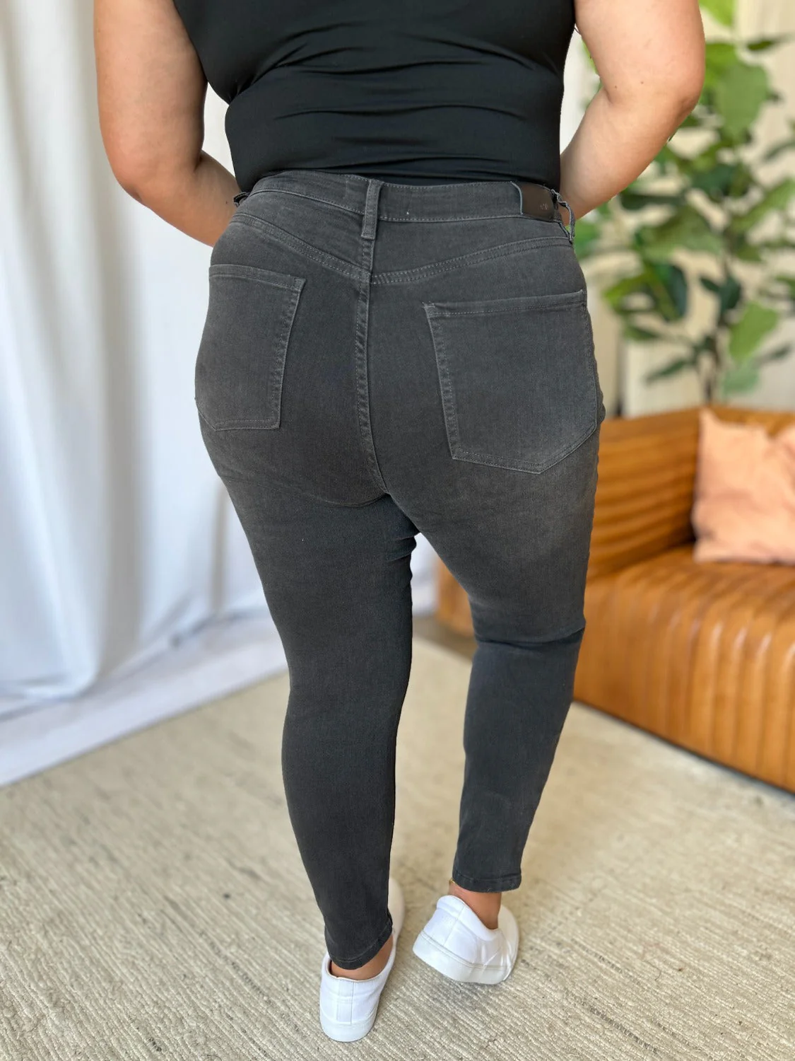 RFM Full Size High Rise Tummy Control Skinny Jeans - Image 15