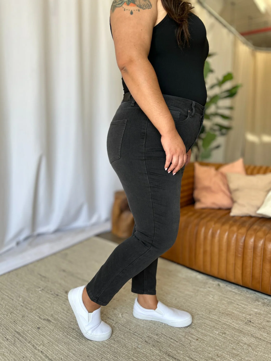 RFM Full Size High Rise Tummy Control Skinny Jeans - Image 19