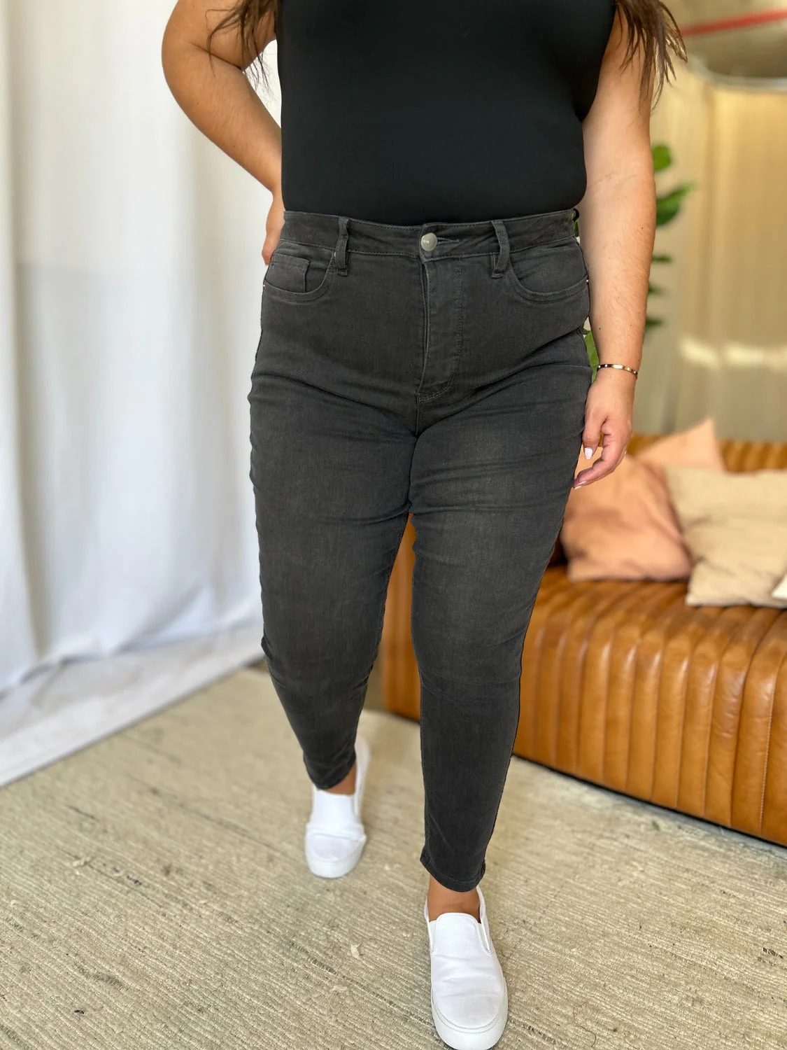 RFM Full Size High Rise Tummy Control Skinny Jeans - Image 22