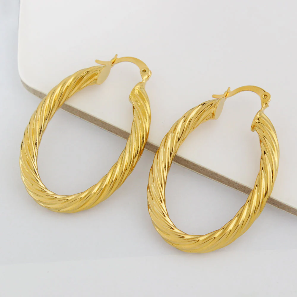RMZ GOLD NYC 14k Gold Classic Oval Bamboo Hoop Earrings - Image 3
