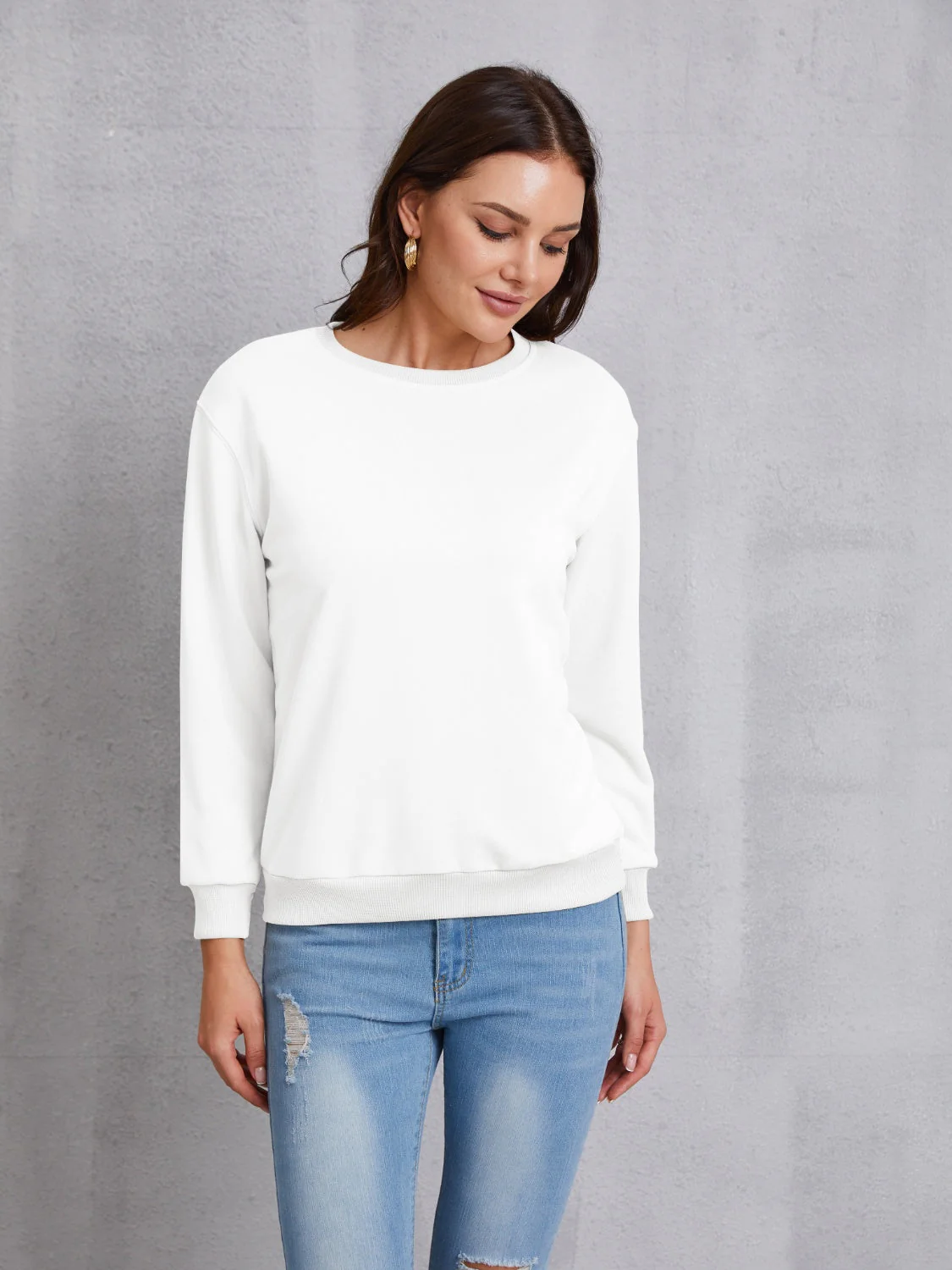 Round Neck Dropped Shoulder Sweatshirt - Image 10