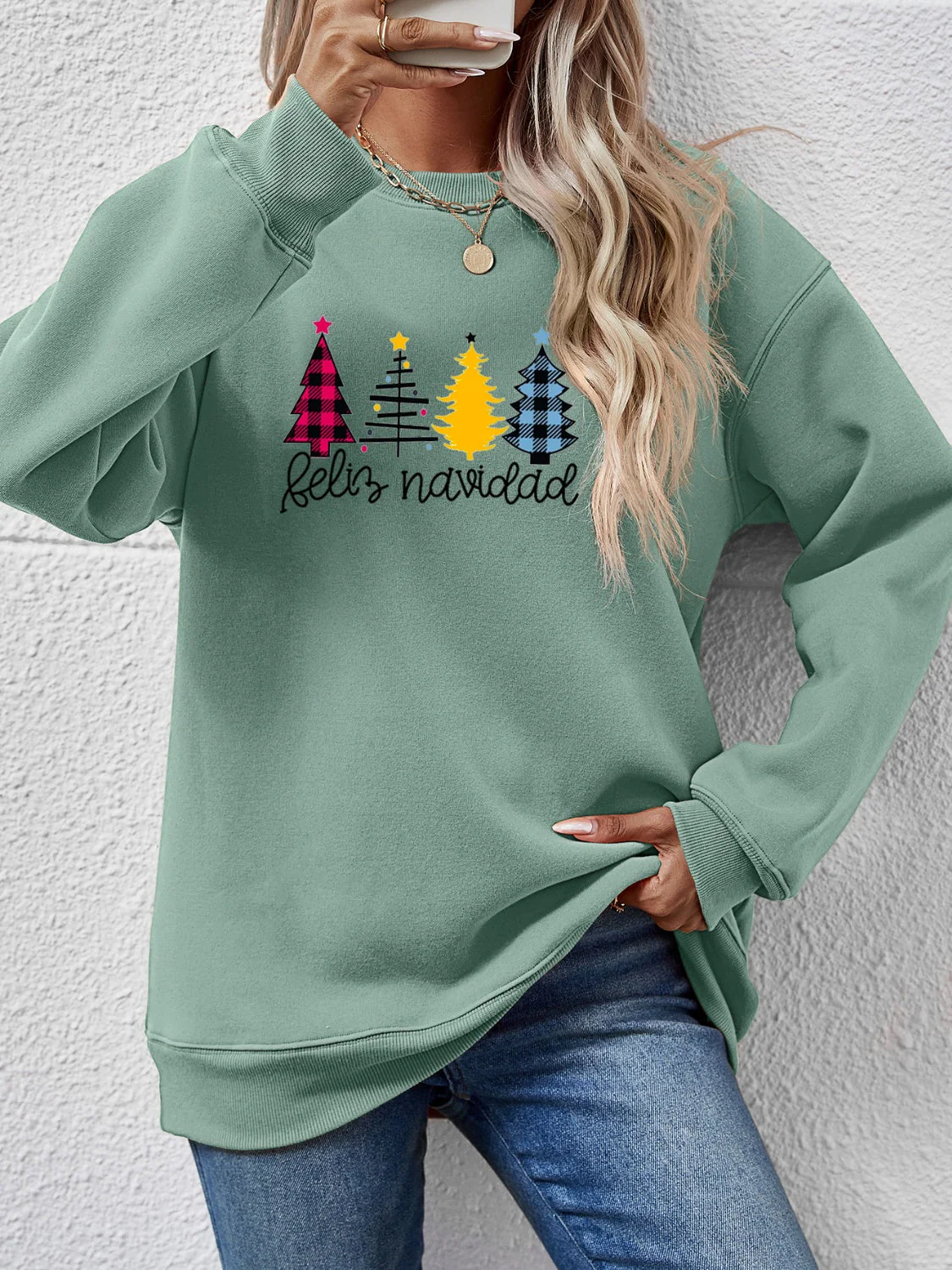 Round Neck Graphic Long Sleeve Sweatshirt - Image 16