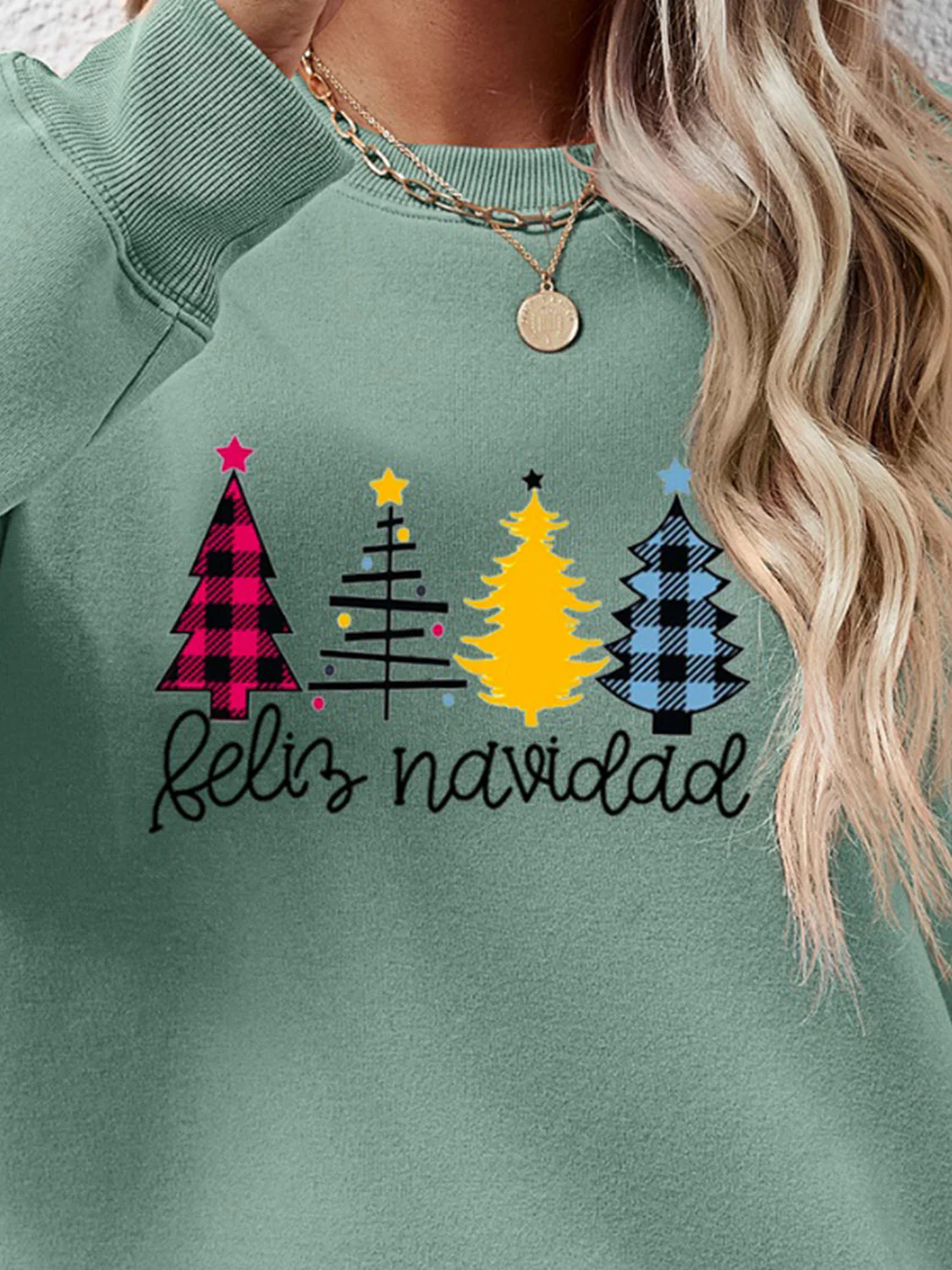Round Neck Graphic Long Sleeve Sweatshirt - Image 17