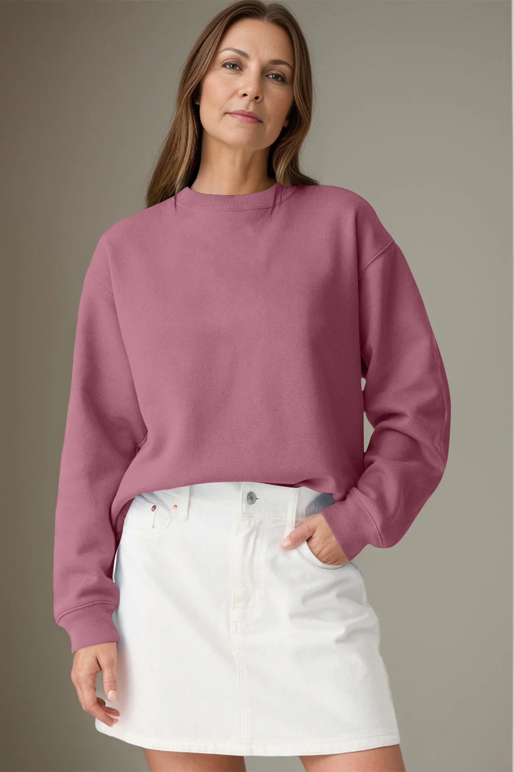 Round Neck Long Sleeve Sweatshirt - Image 17