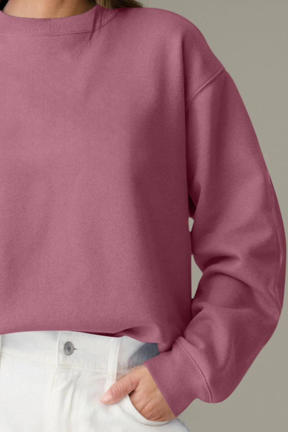 Round Neck Long Sleeve Sweatshirt - Image 19