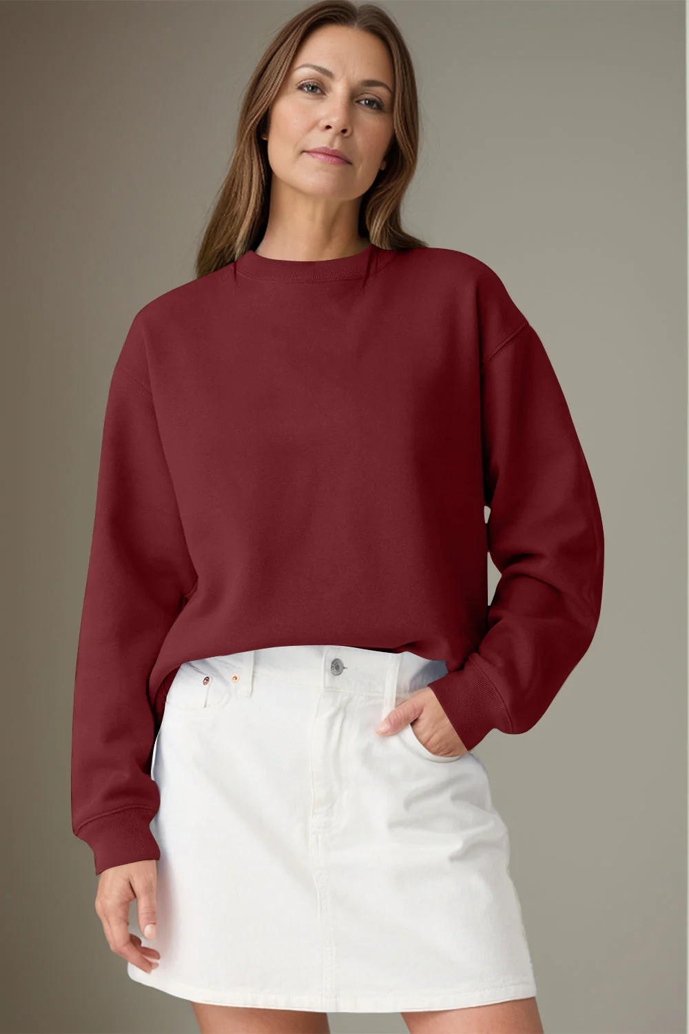 Round Neck Long Sleeve Sweatshirt - Image 20