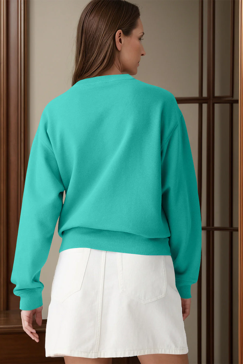 Round Neck Long Sleeve Sweatshirt - Image 24