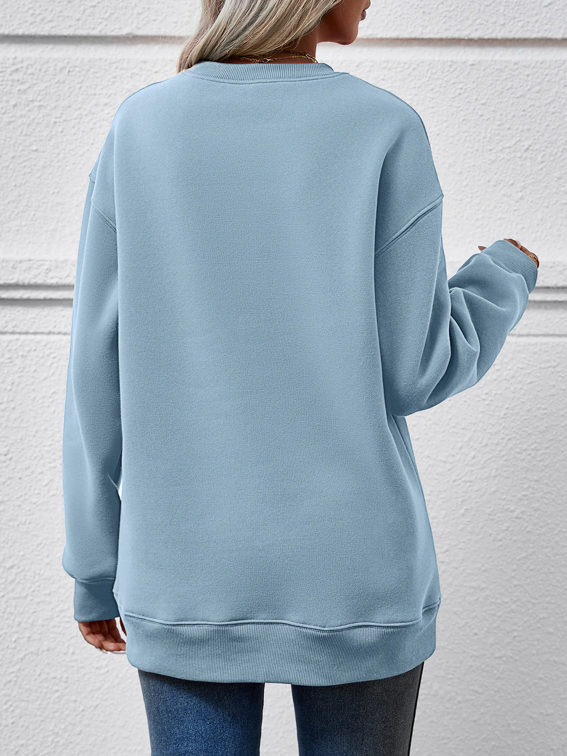 Round Neck Long Sleeve Sweatshirt - Image 12