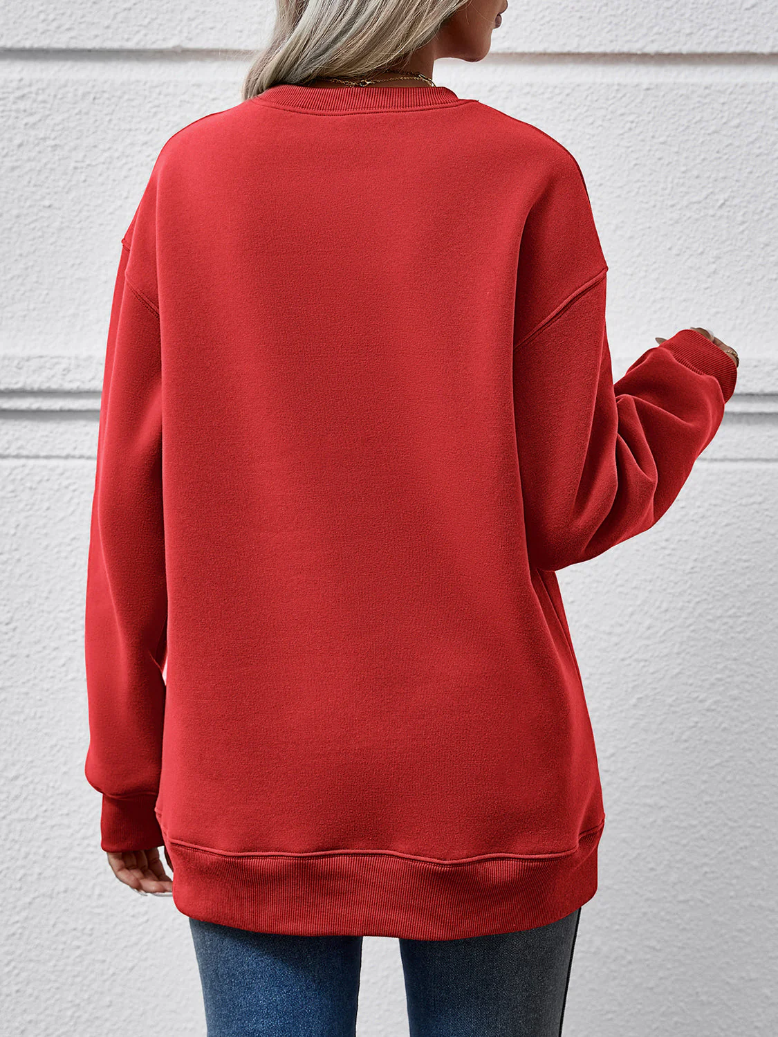 Round Neck Long Sleeve Sweatshirt - Image 18