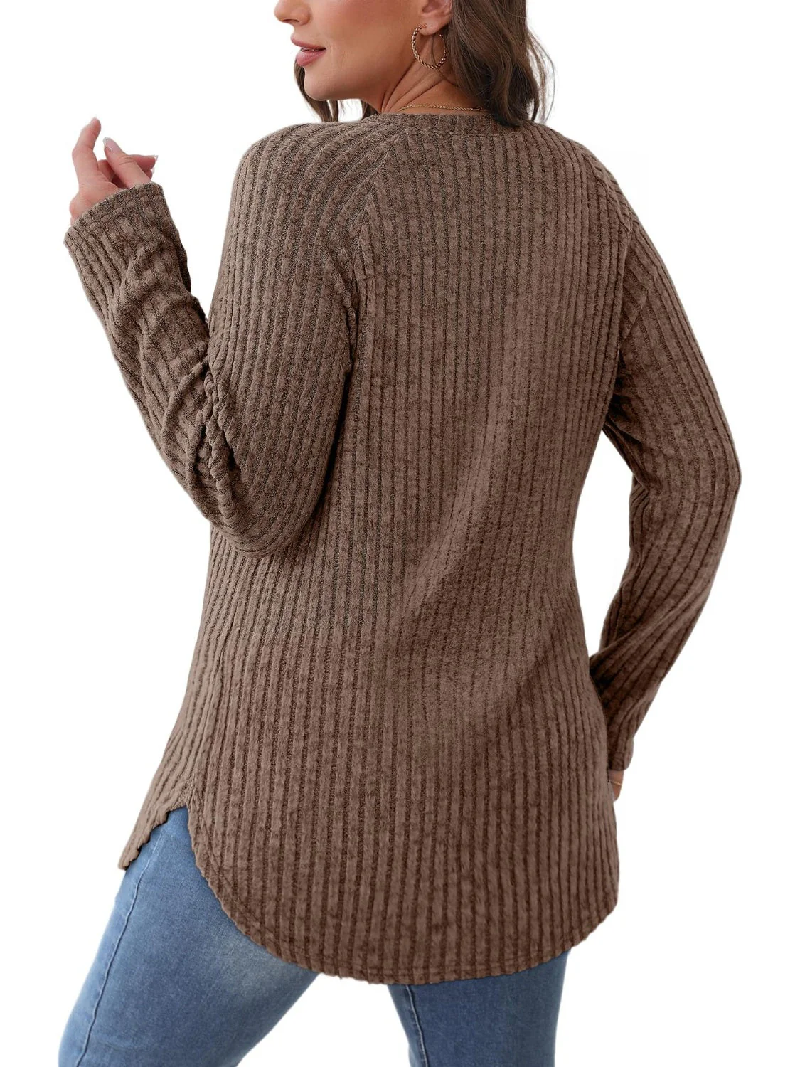 Round Neck Raglan Sleeve T-Shirt - Image 3