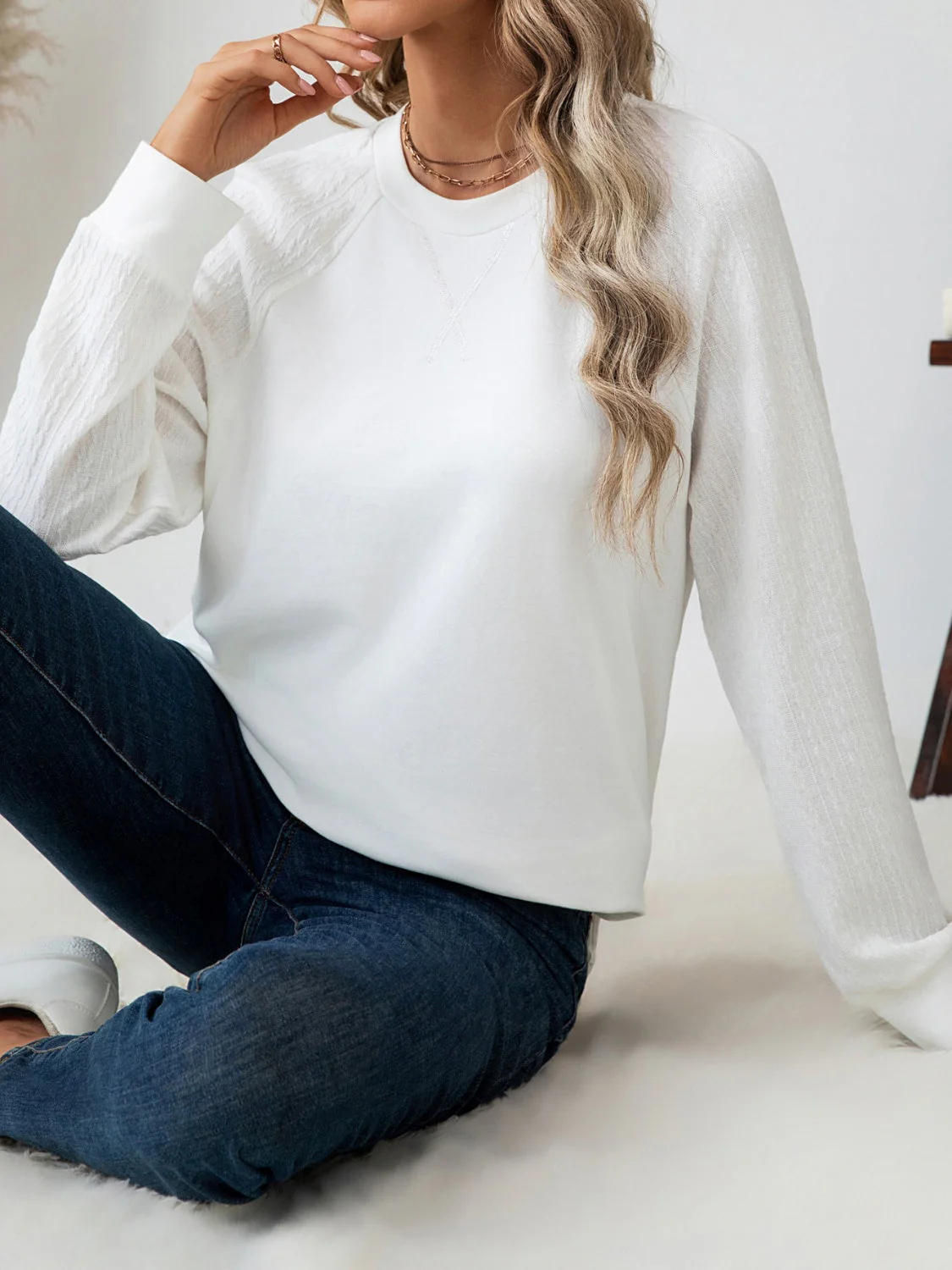 Round Neck Raglan Sleeve Top - Image 3