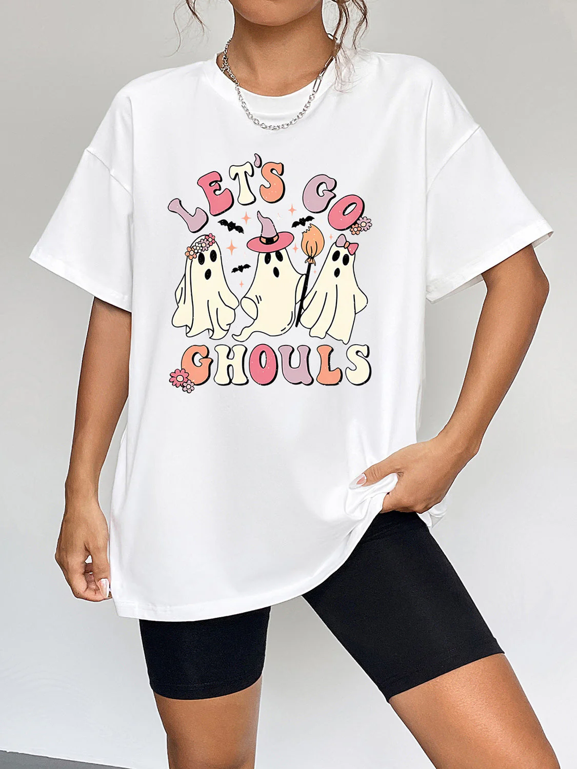 Round Neck Short Sleeve LET'S GO GHOULS Graphic T-Shirt - Image 3