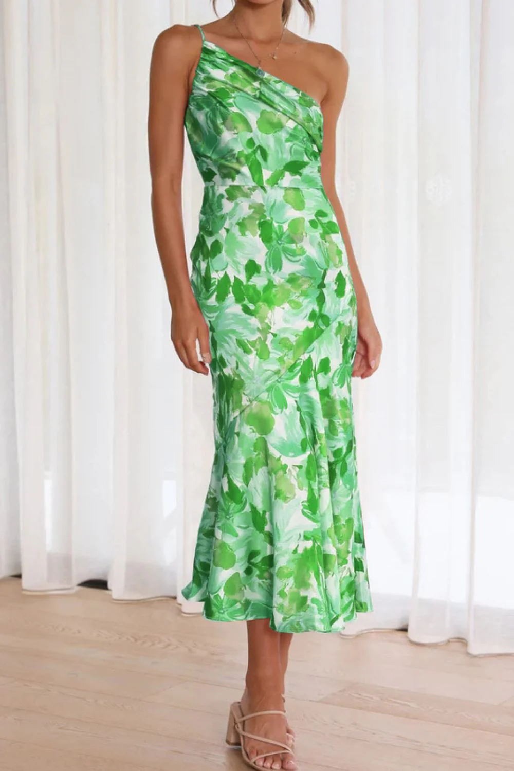 Ruched Printed Single Shoulder Midi Dress - Image 3