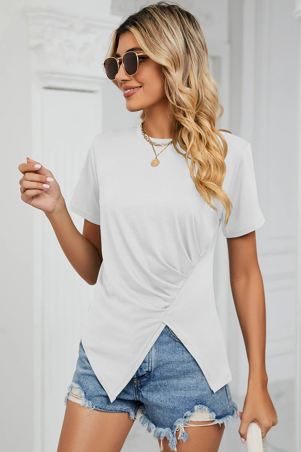Ruched Round Neck Short Sleeve T-Shirt - Image 4