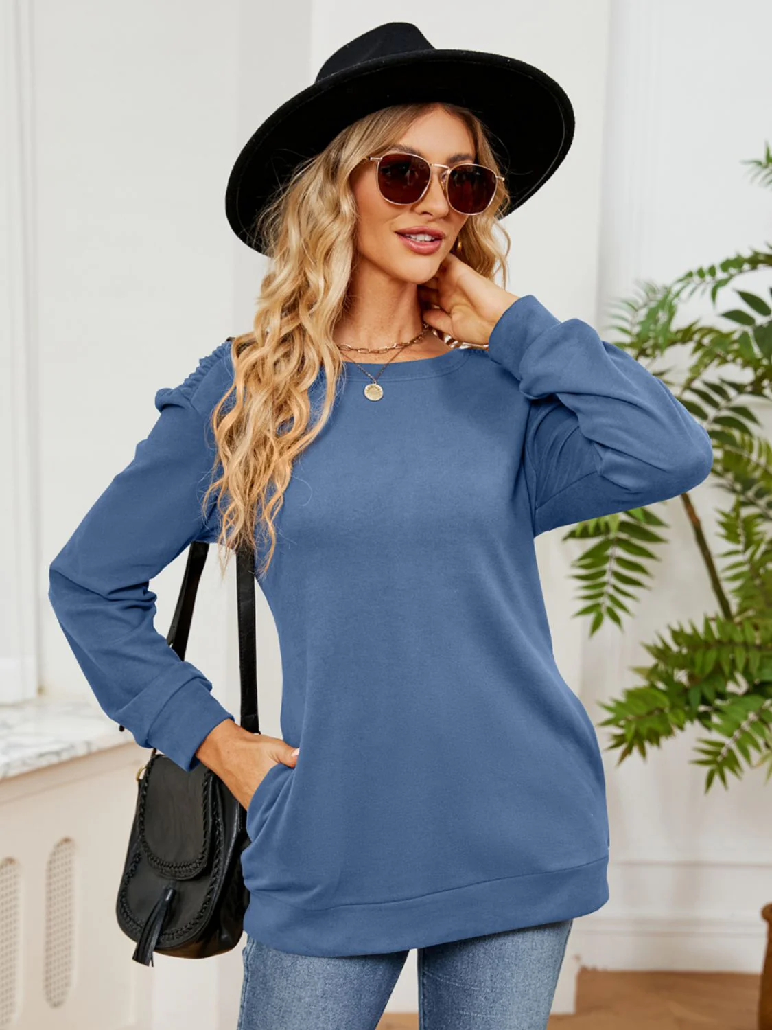 Ruched Shoulder Round Neck Long Sleeve Sweatshirt - Image 13