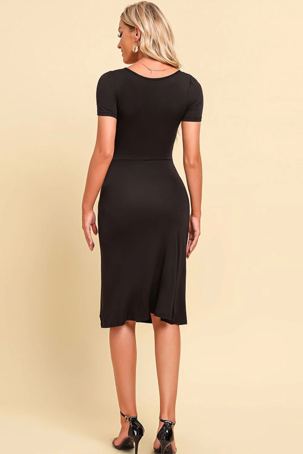 Ruched Sweetheart Neck Short Sleeve Slit Dress - Image 2