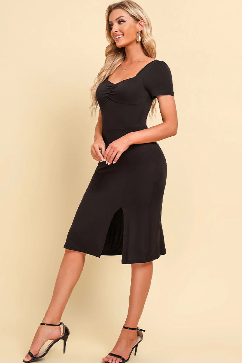 Ruched Sweetheart Neck Short Sleeve Slit Dress - Image 4