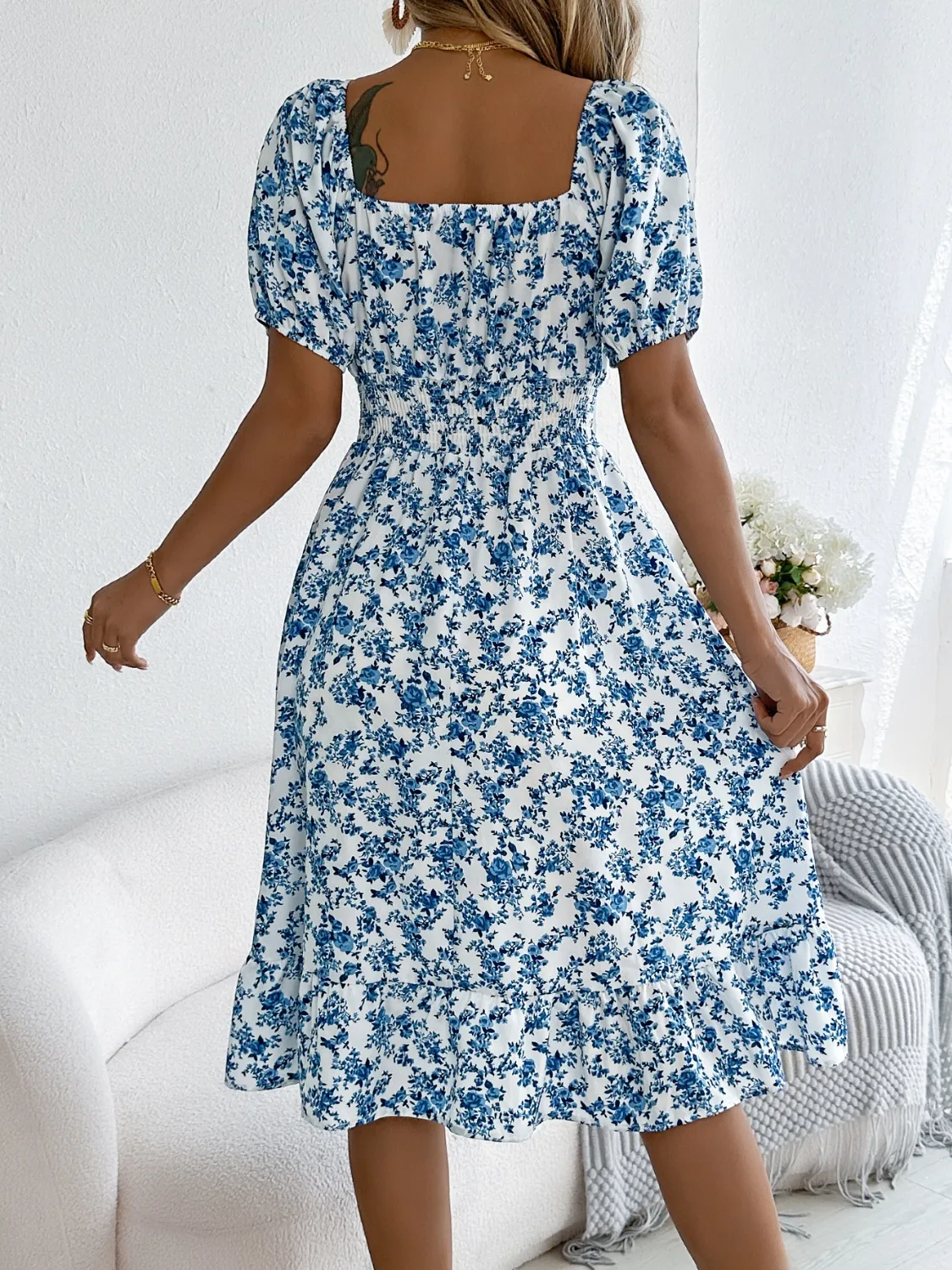 Ruffled Hem Floral Puff Sleeve Dress - Image 3