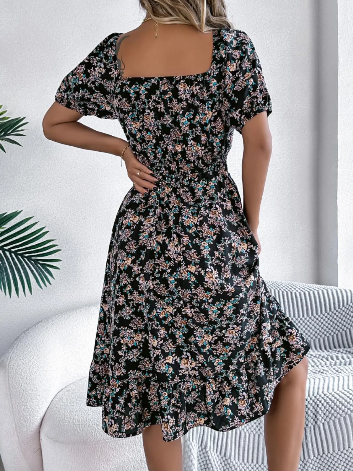 Ruffled Hem Floral Puff Sleeve Dress - Image 8