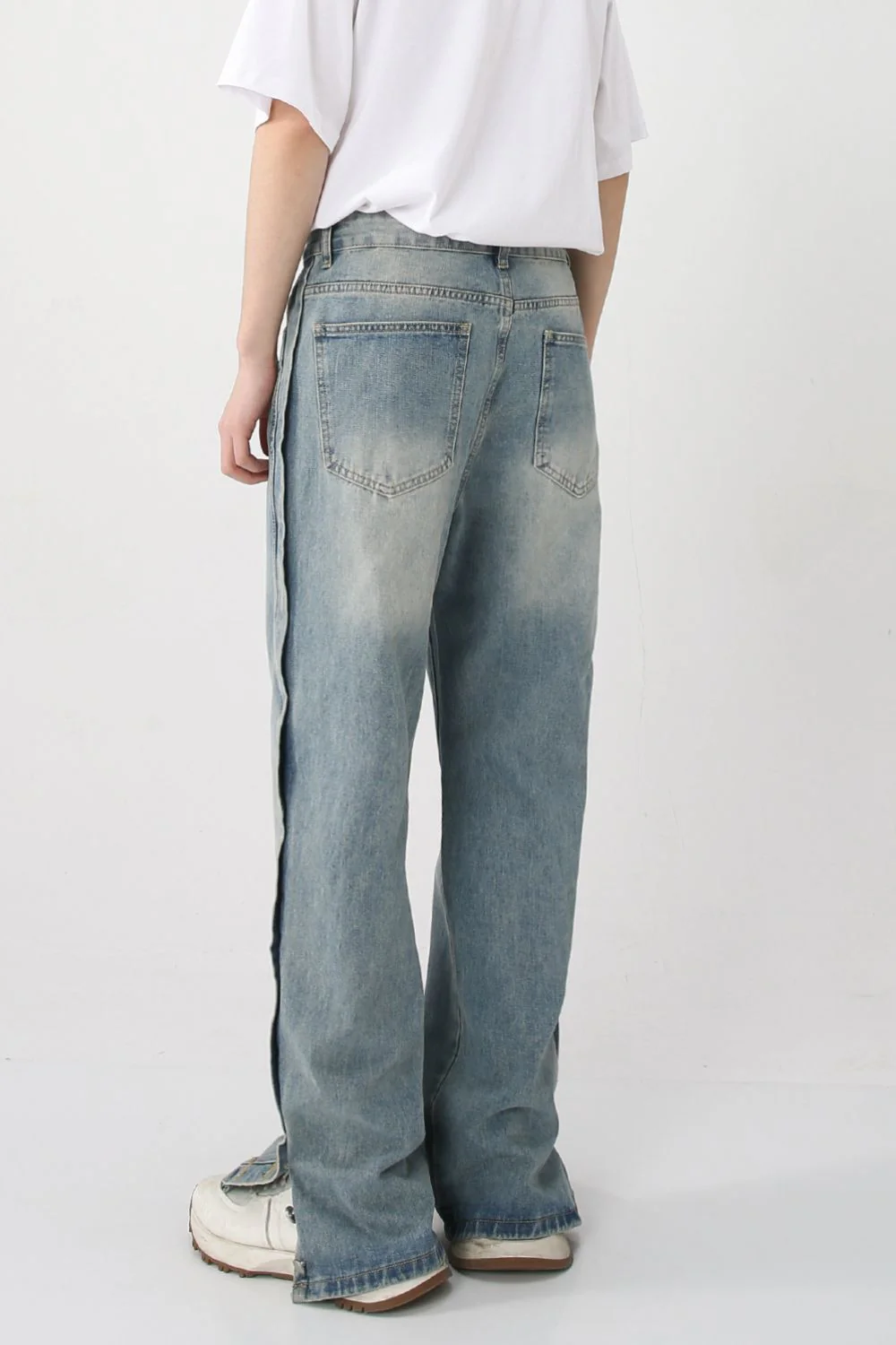 Side Slit Baggy Jeans with Pockets - Image 2