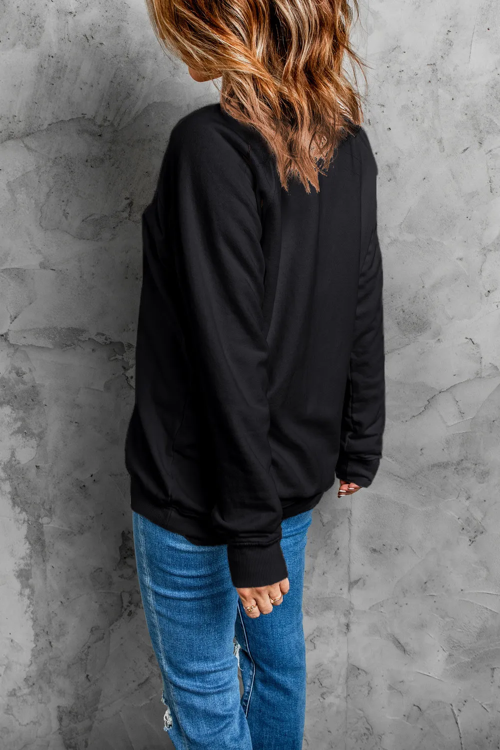 Skull Graphic Round Neck Long Sleeve Sweatshirt - Image 3