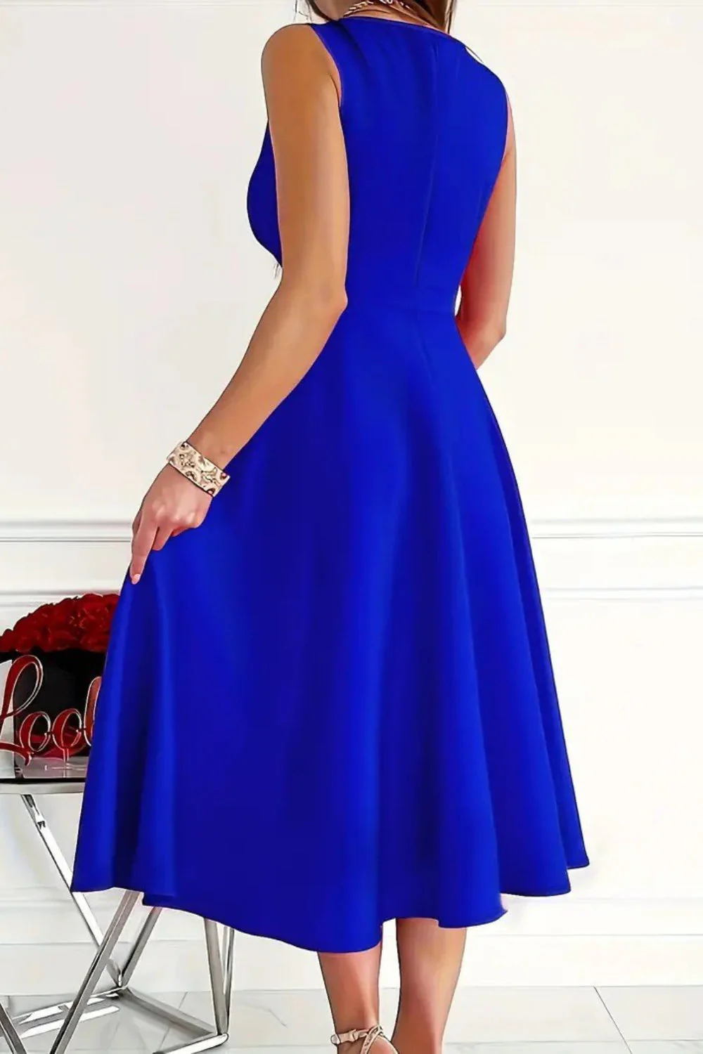 Sleeveless Midi Dress - Image 3