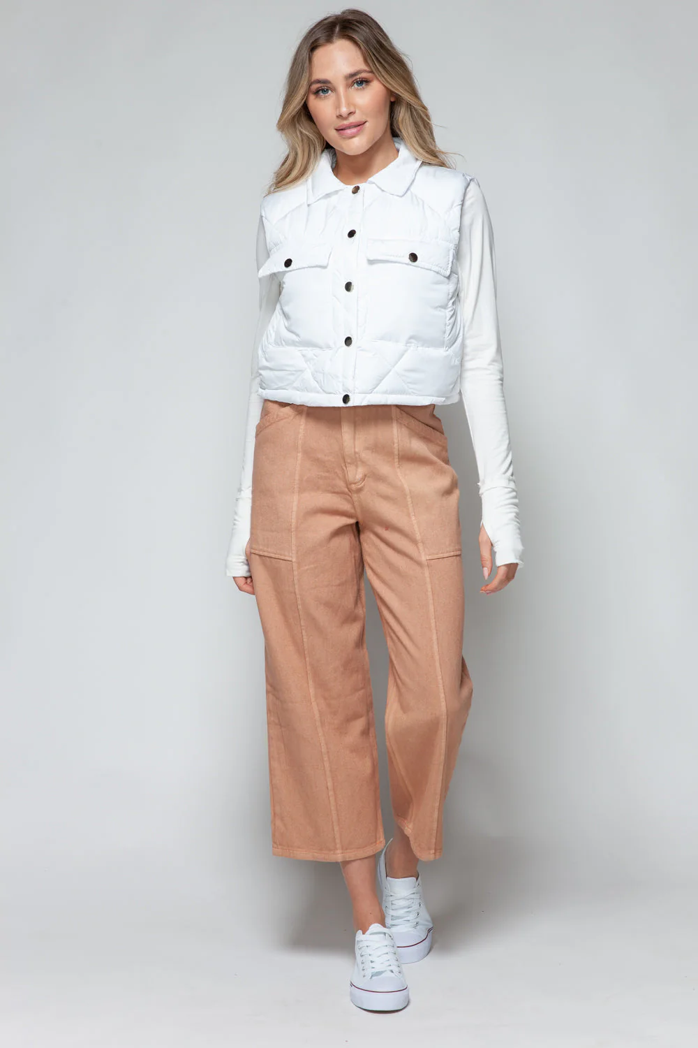Snobbish Snap Down Quilted Crop Vest - Image 7