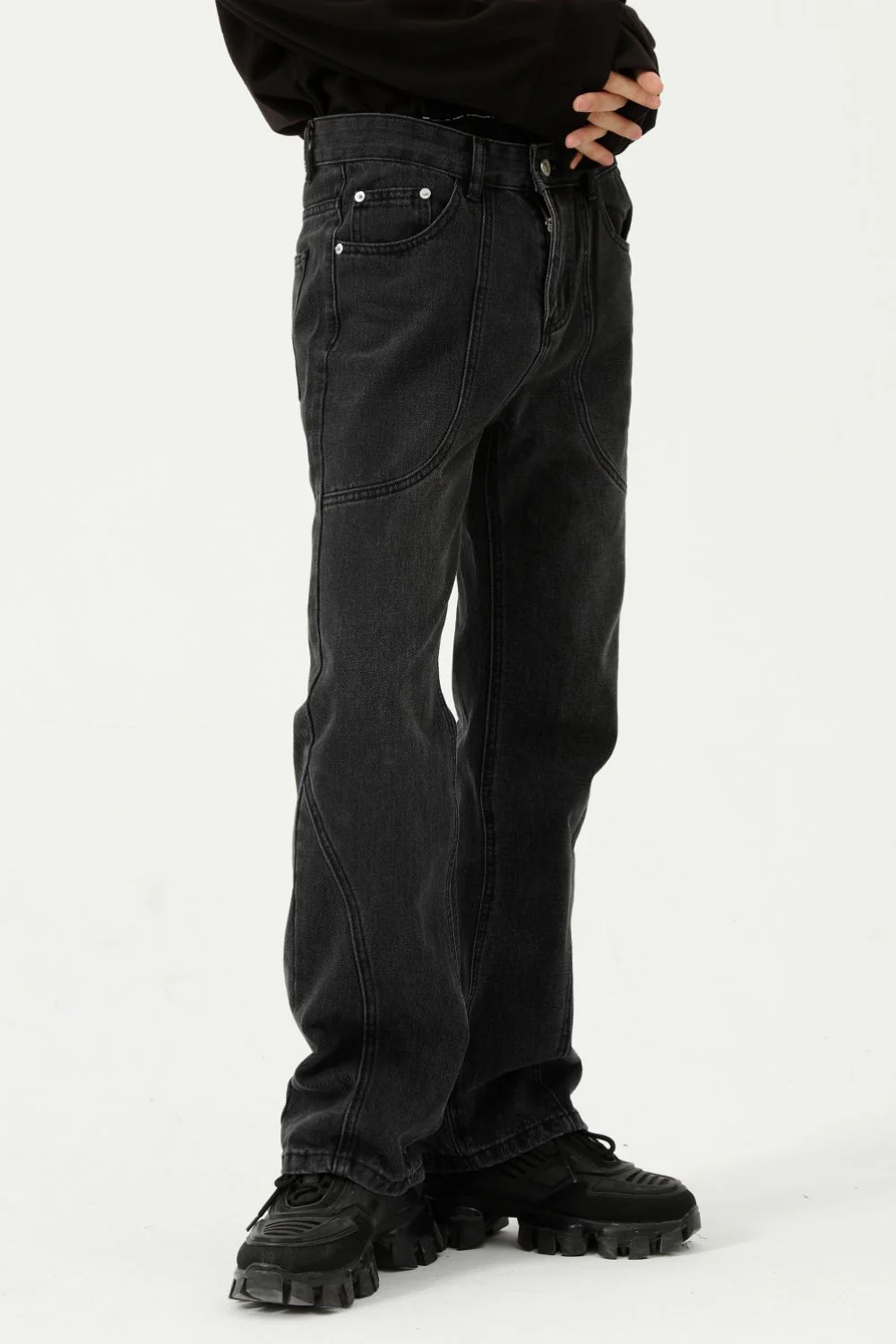 Straight-Leg Jeans with Stitch Detail - Image 2