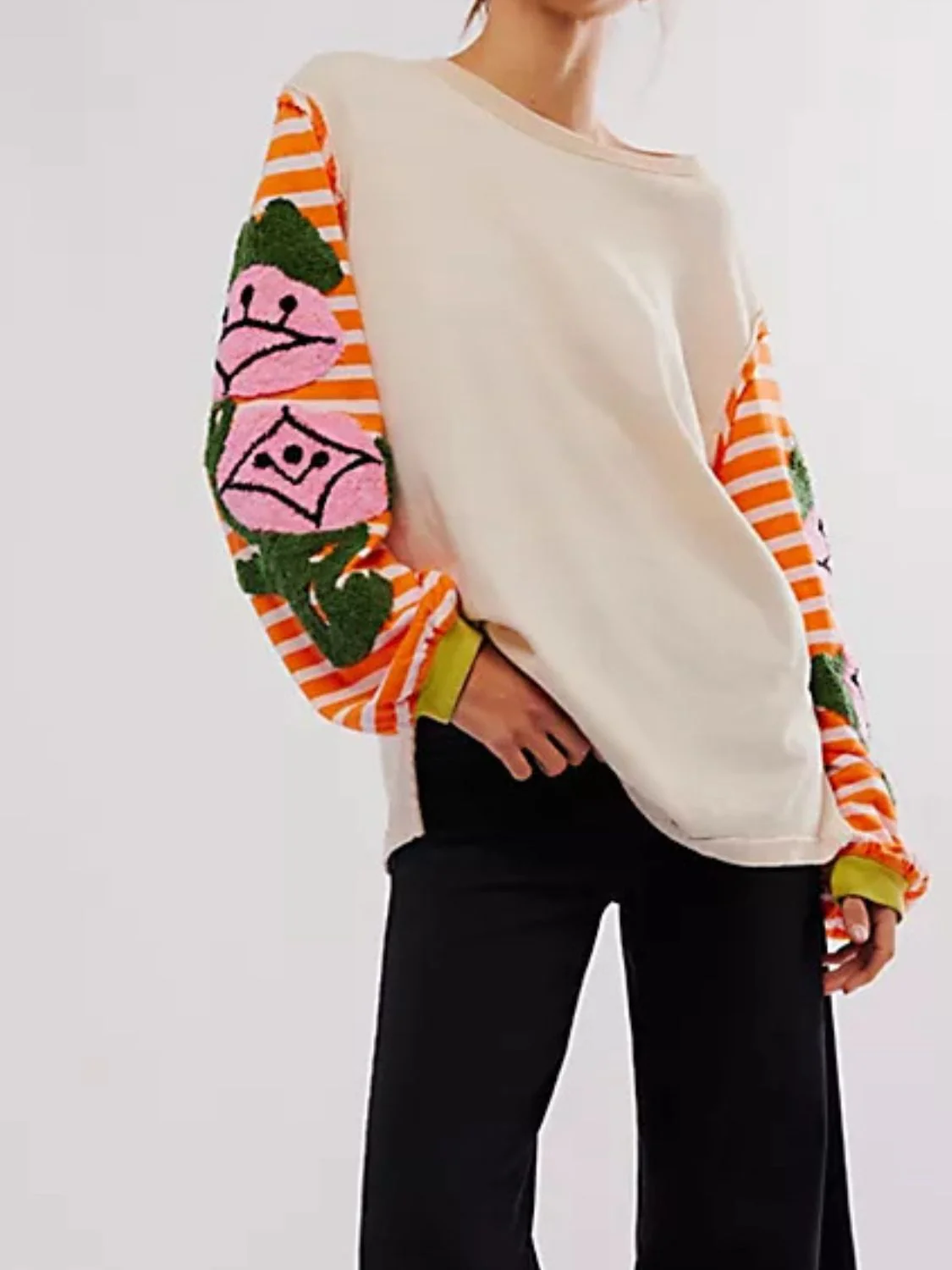 Striped Round Neck Long Sleeve Sweatshirt - Image 4