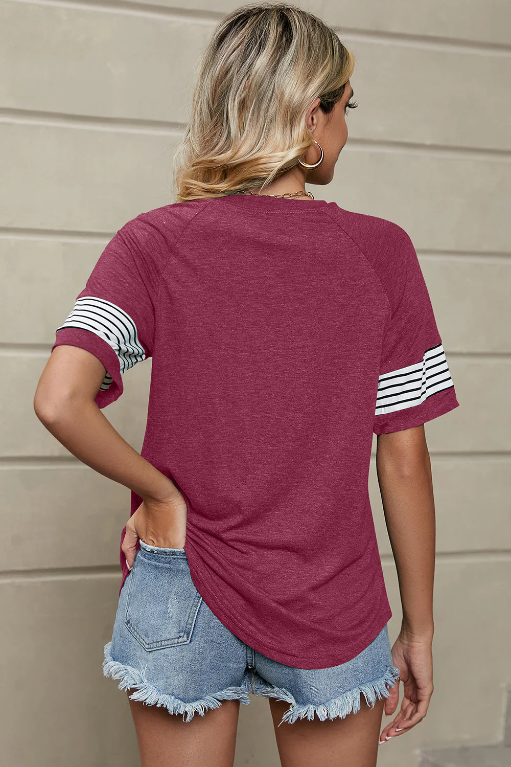 Striped Round Neck Short Sleeve T-Shirt - Image 15