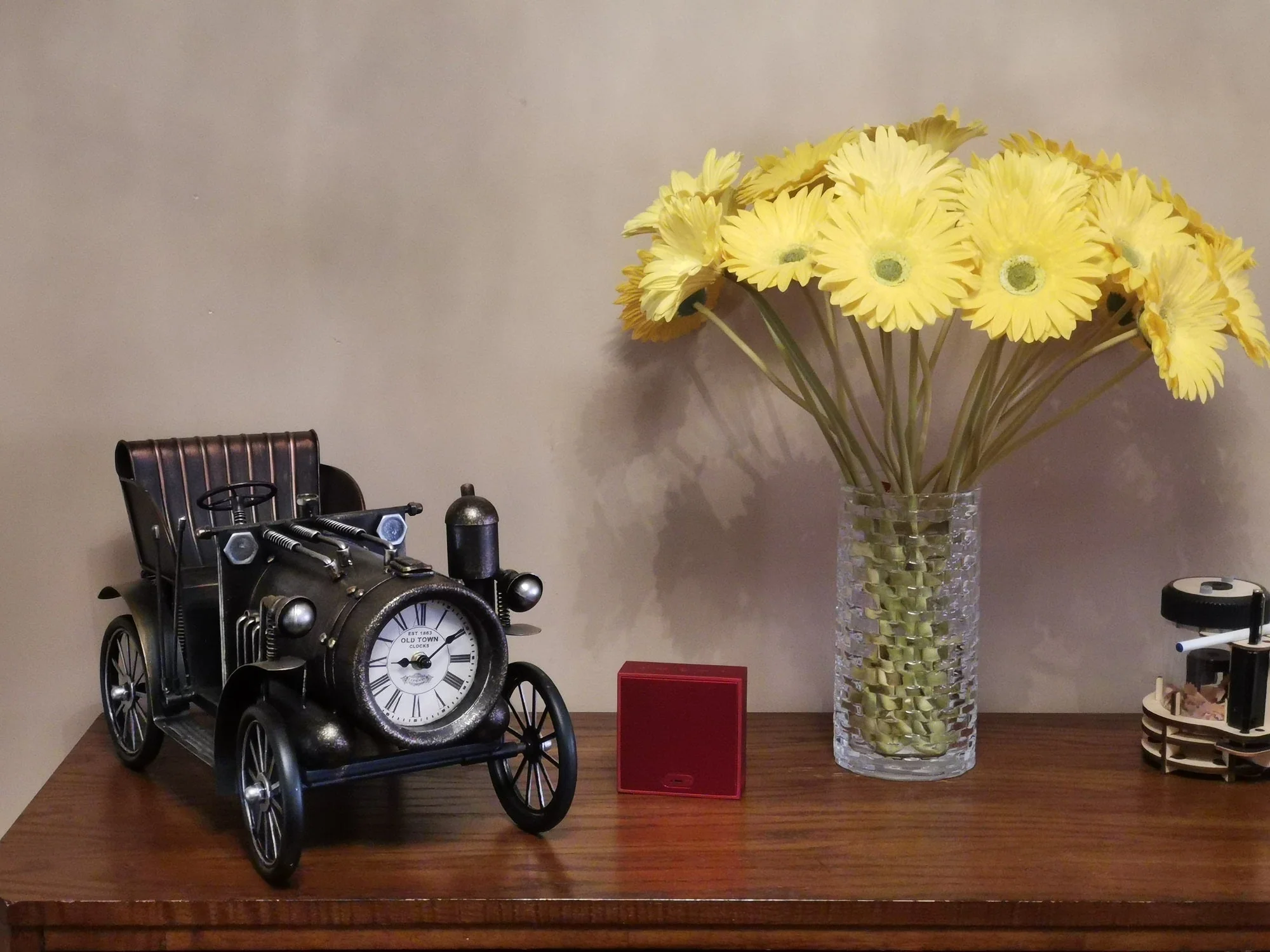 Table clock - Antique Car Table Clock by Peterson Housewares & Artwares - Image 8