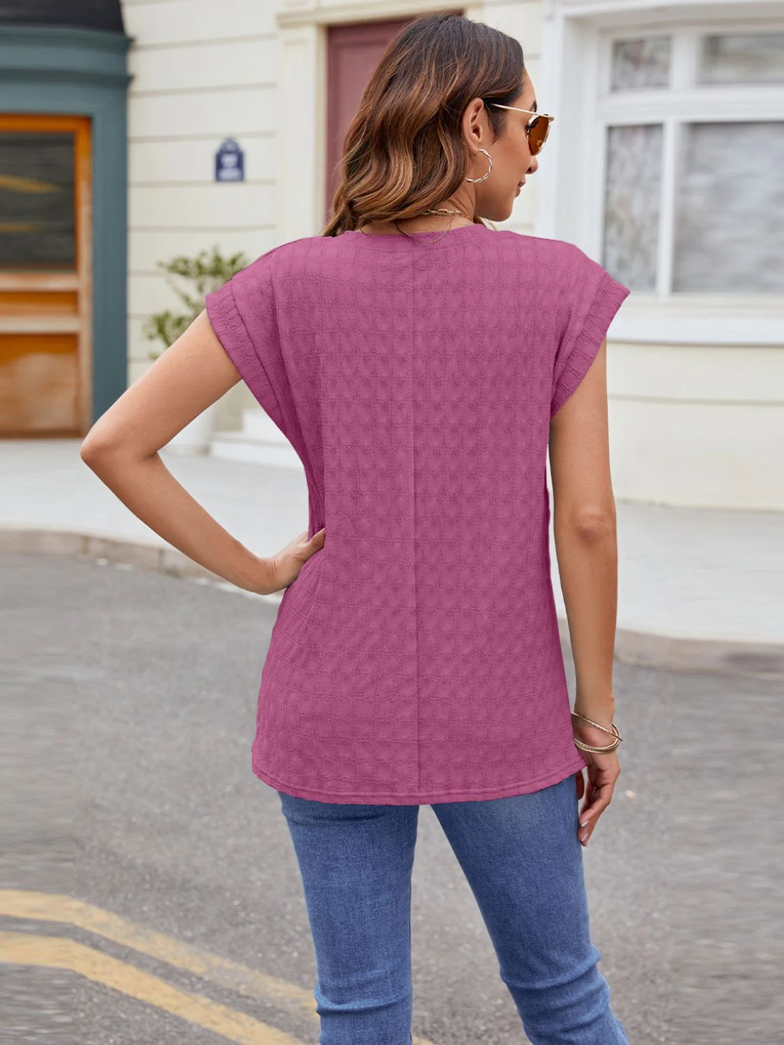 Textured Round Neck Cap Sleeve T-Shirt - Image 20