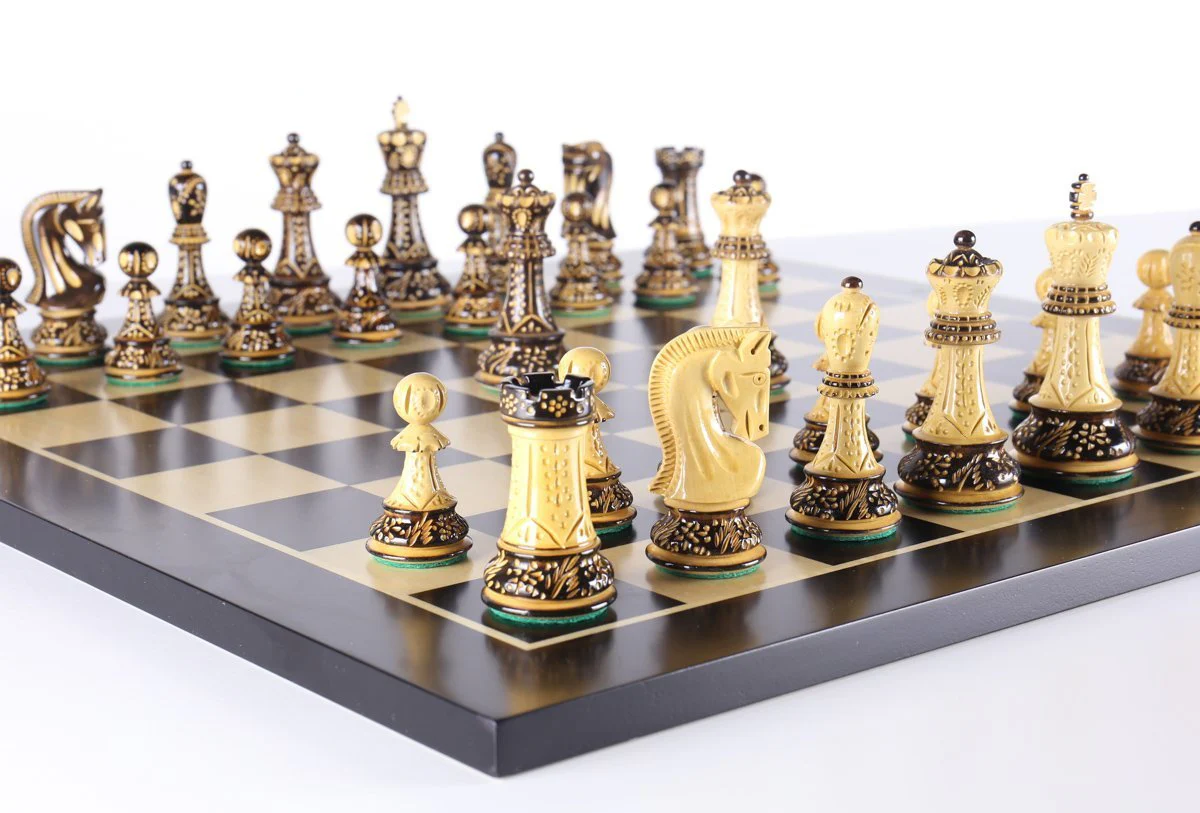 The 4" Burnt Zagreb Chess Set Combo by Chess House - Image 2