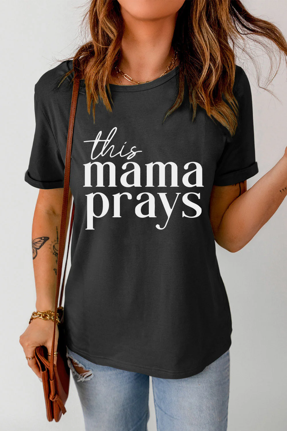 THIS MAMA PRAYS Graphic Tee - Image 4