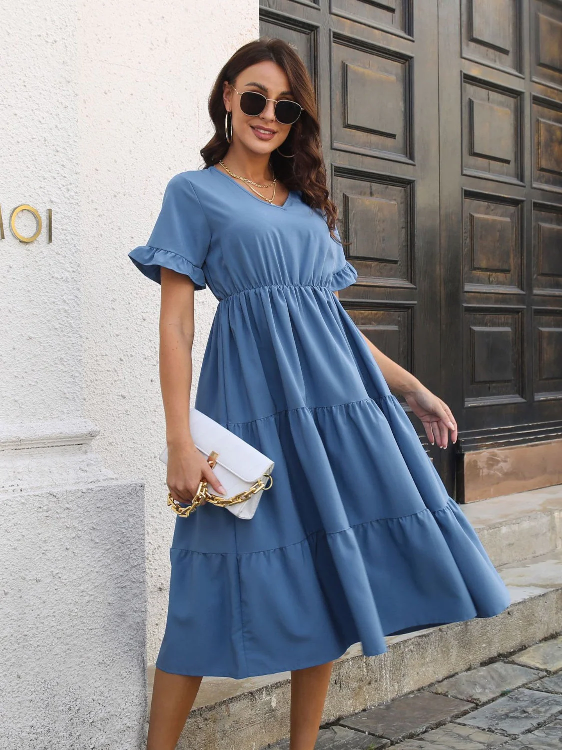 V-Neck Short Sleeve Midi Dress - Image 4